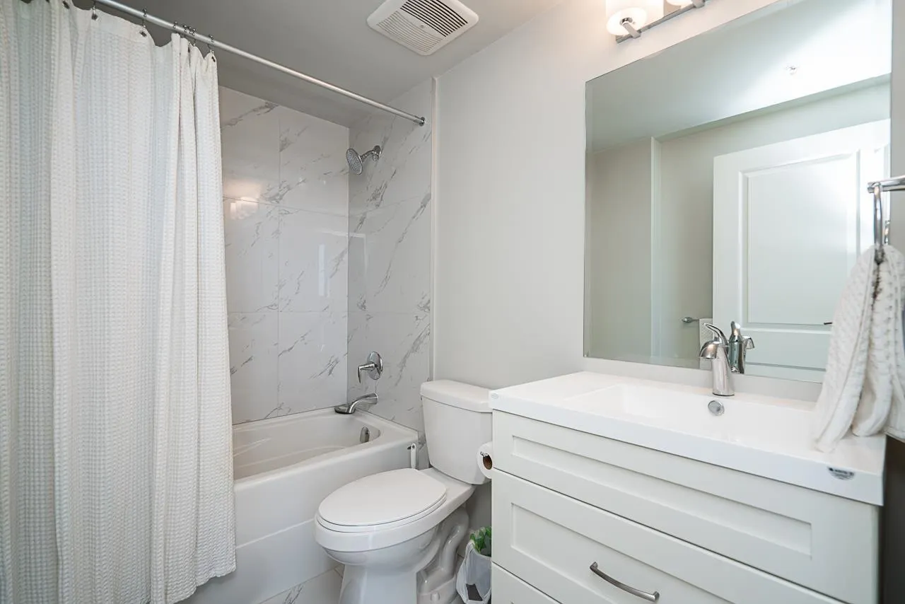 2207 2180 Gladwin Road