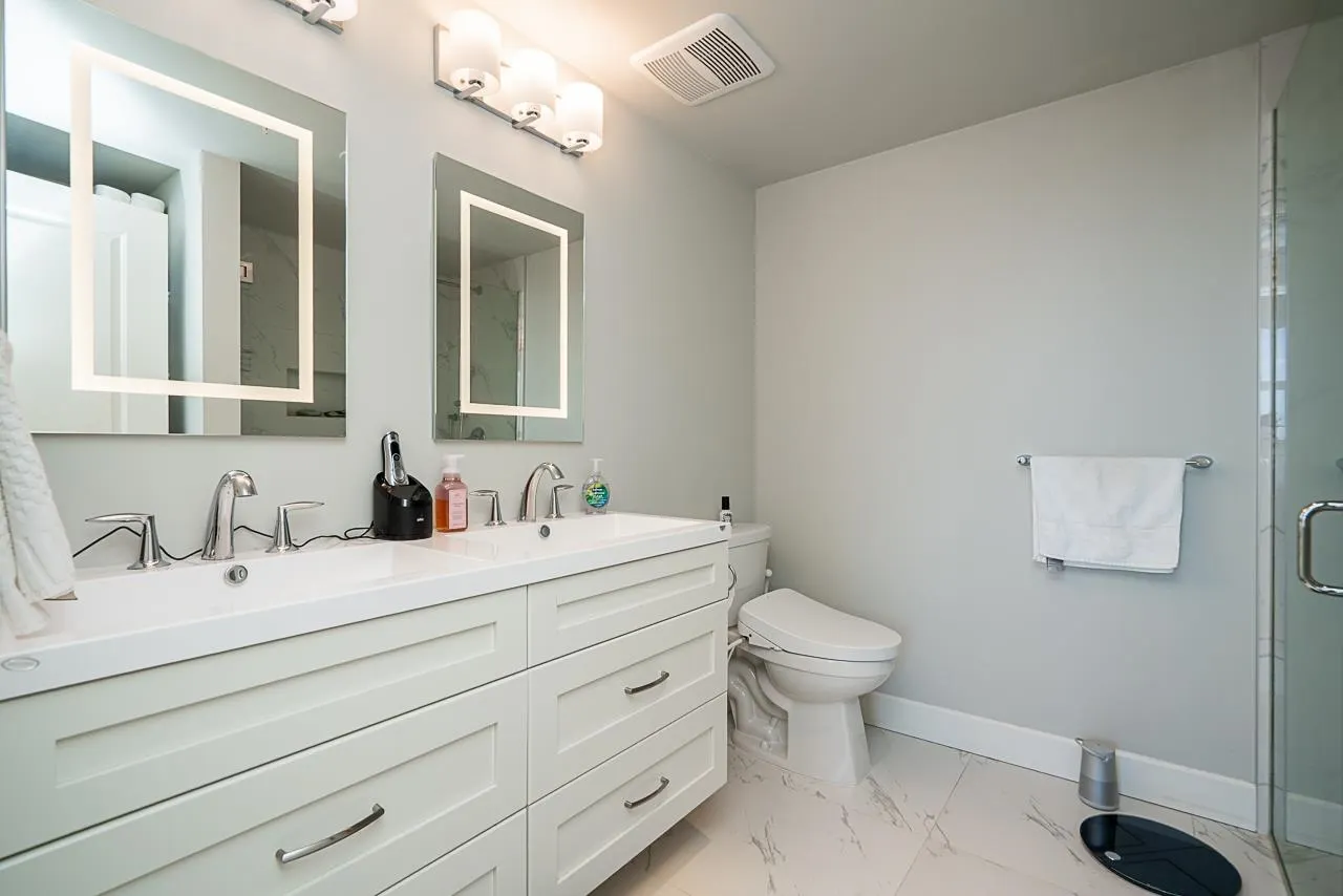 2207 2180 Gladwin Road