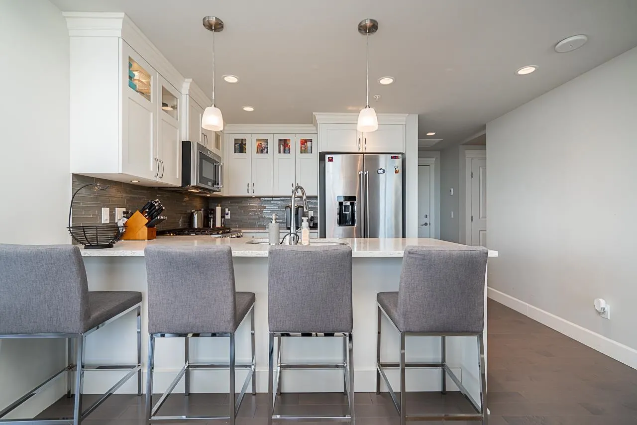 2207 2180 Gladwin Road