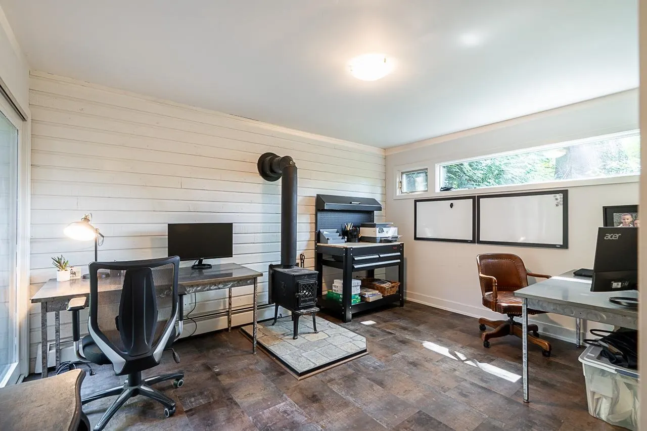 4187 Musqueam Close