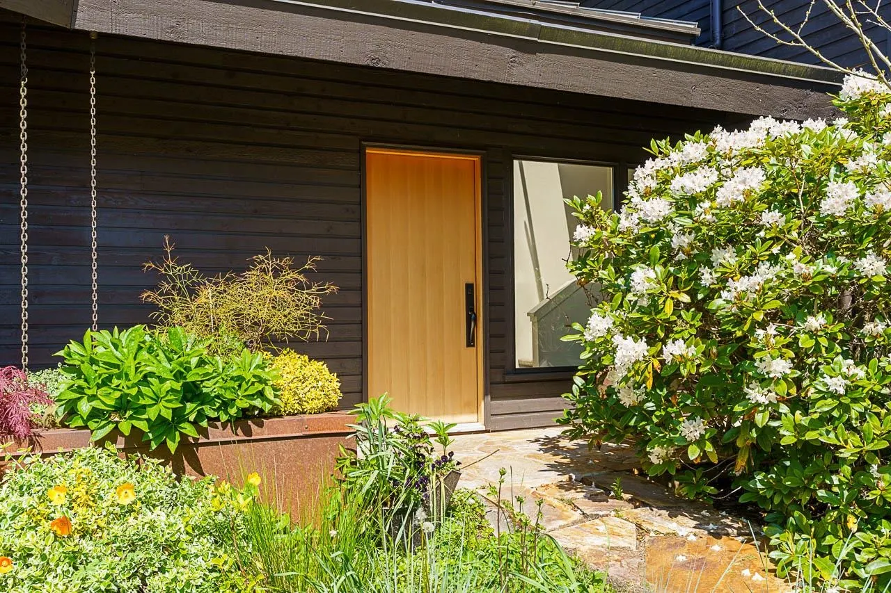 4187 Musqueam Close