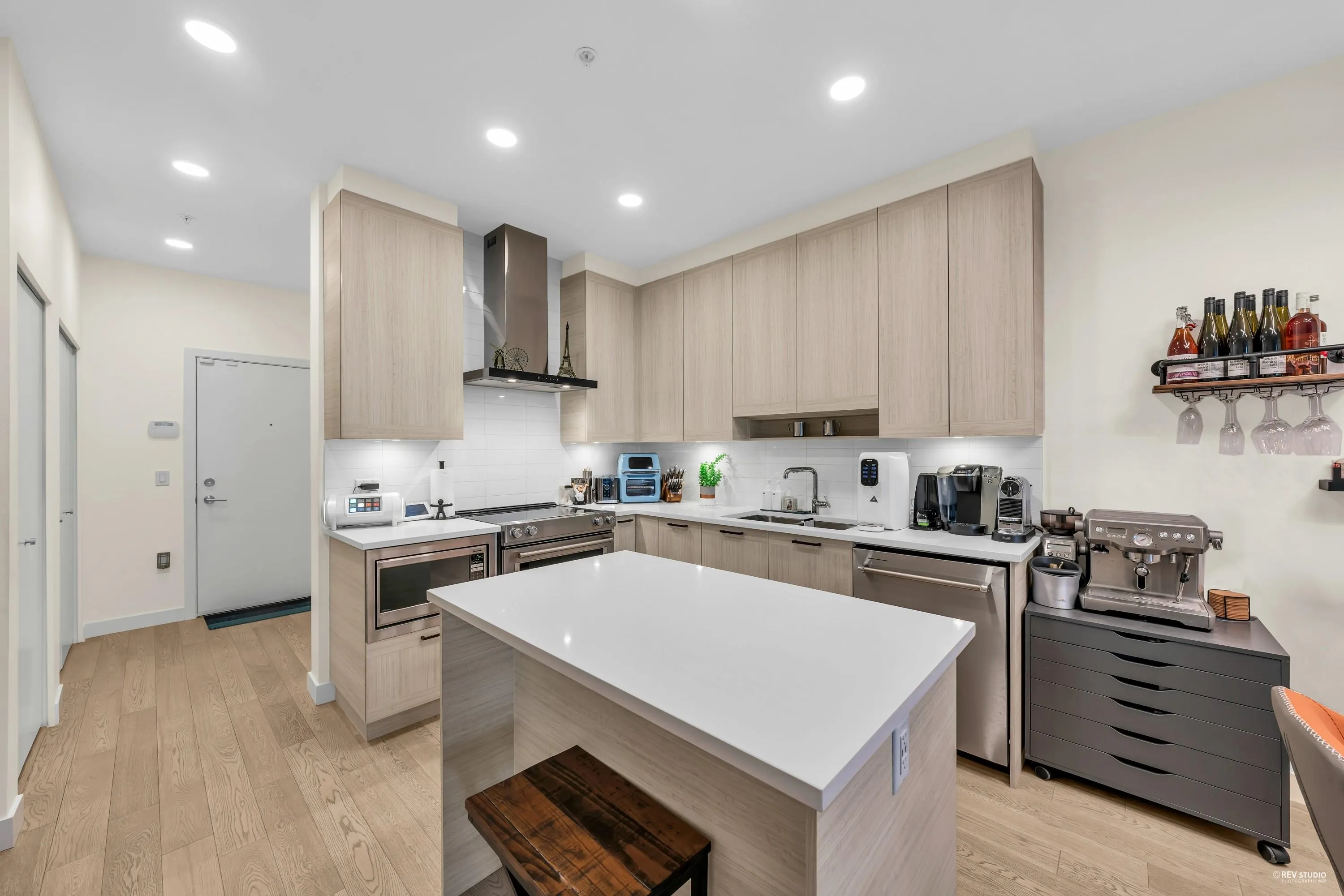 105 7133 14th Avenue
