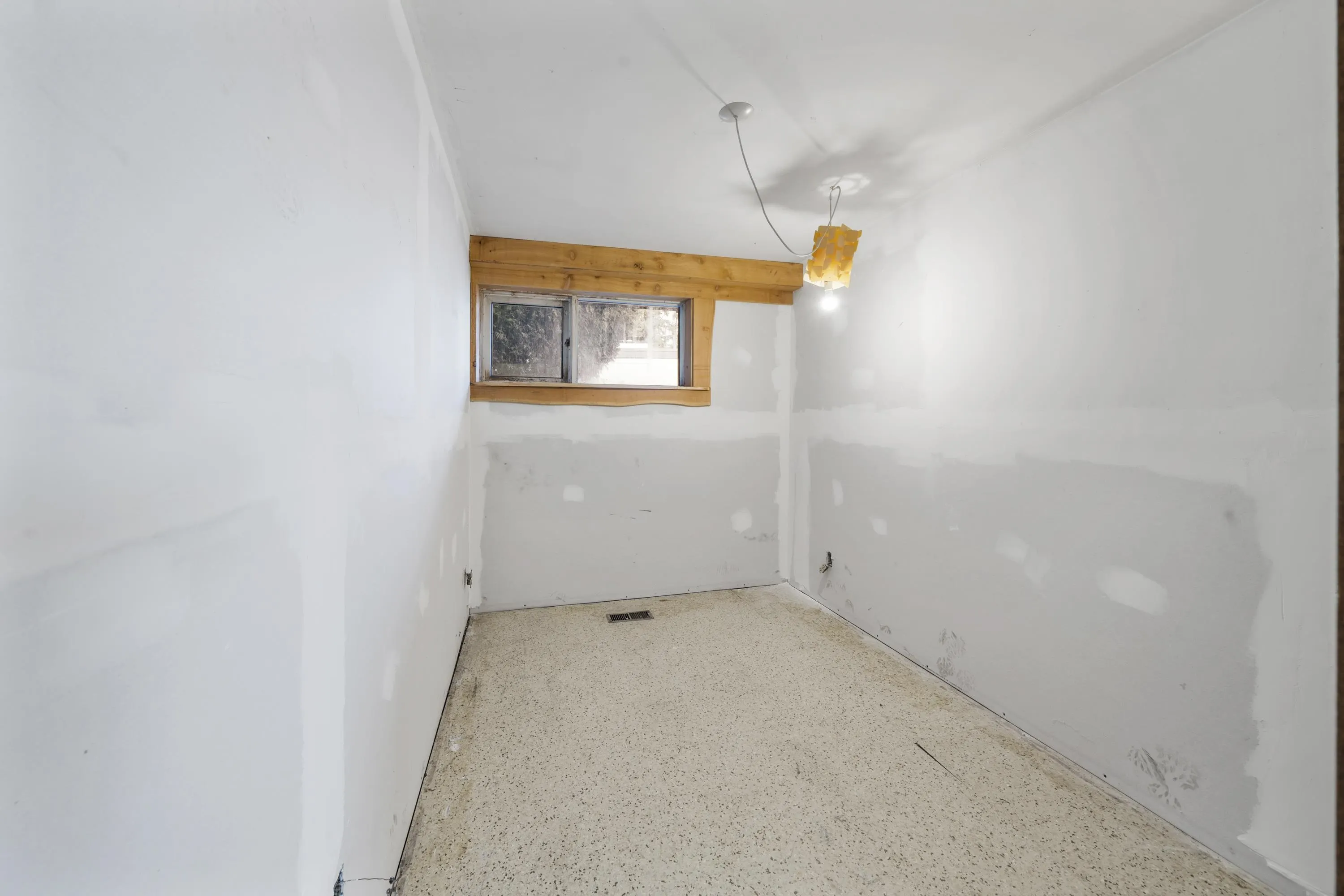 437 E 29th Street