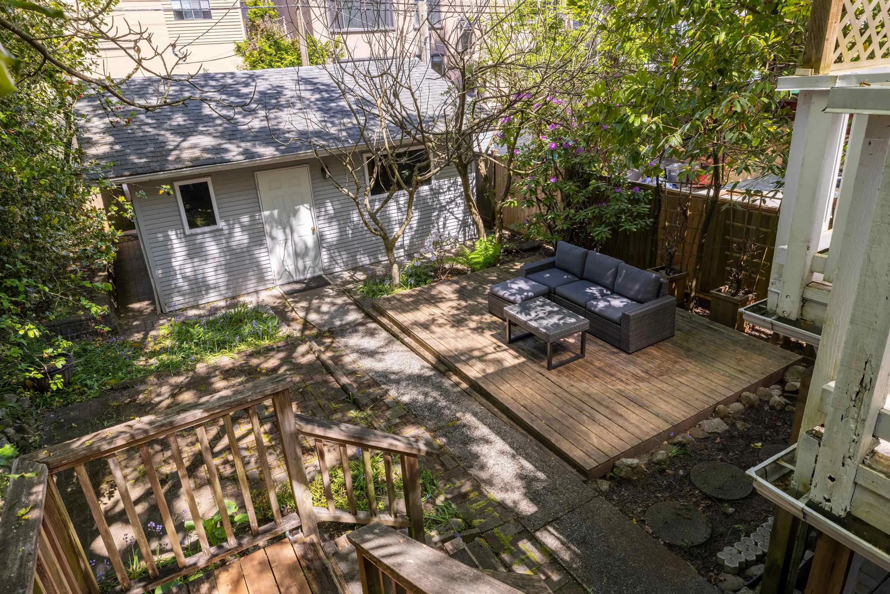 4343 W 11th Avenue