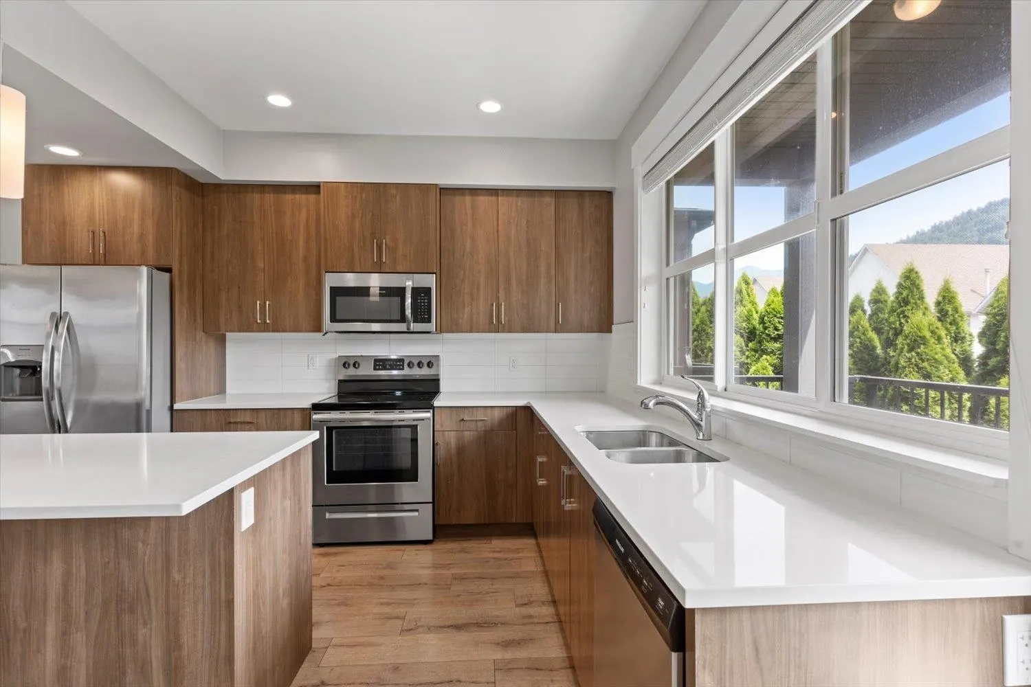 15 6029 Promontory Road