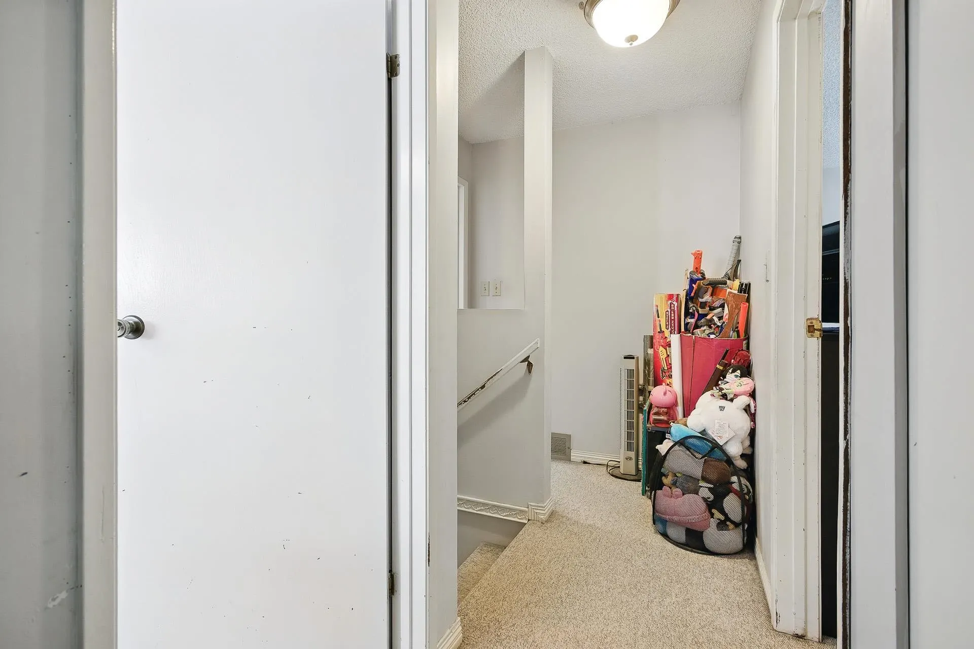 1177 Esperanza Drive