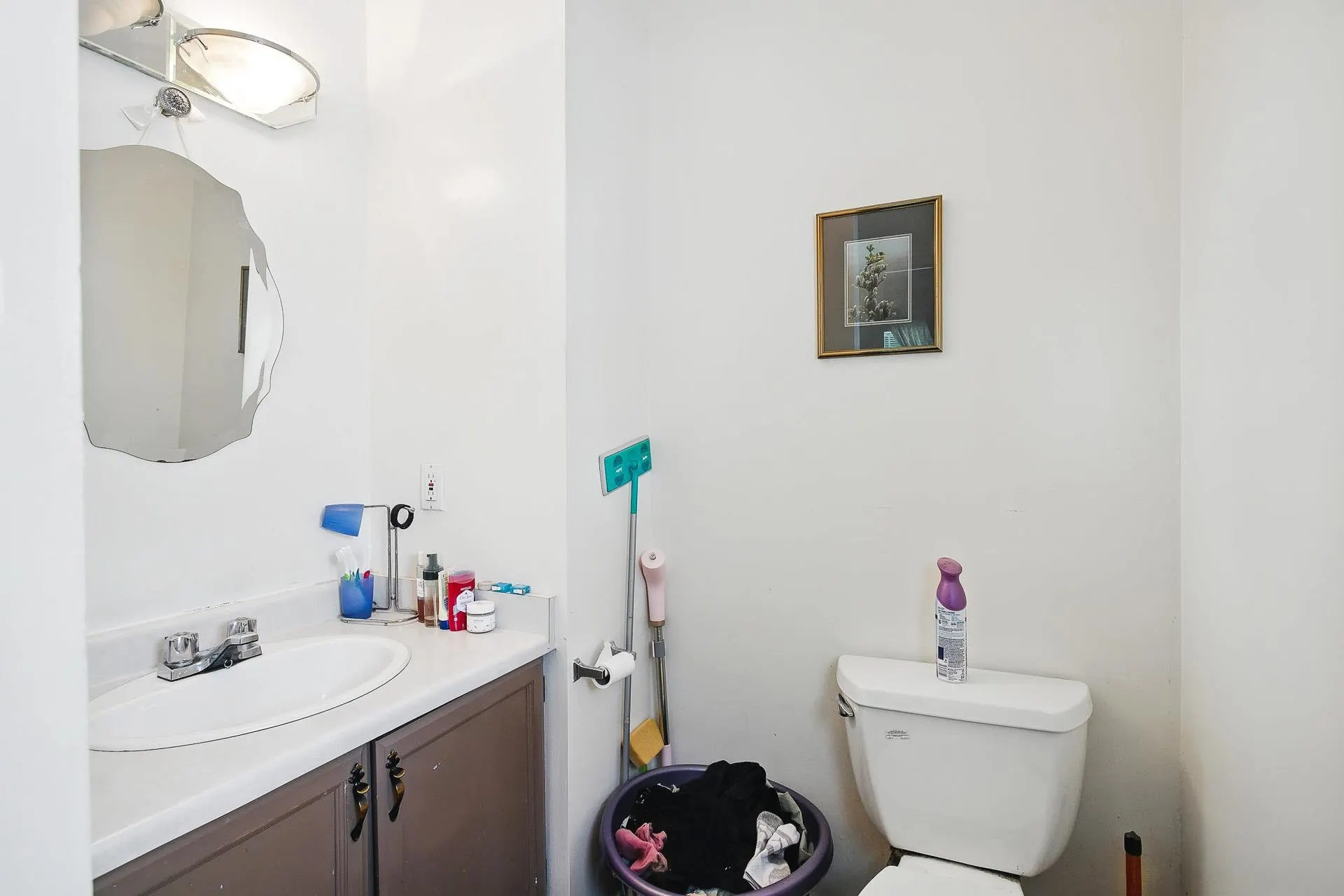 1177 Esperanza Drive