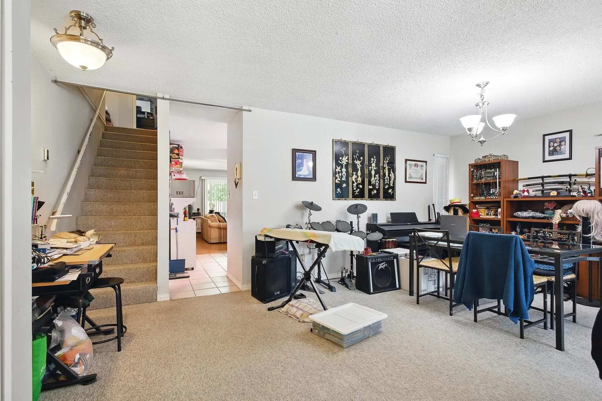 1177 Esperanza Drive