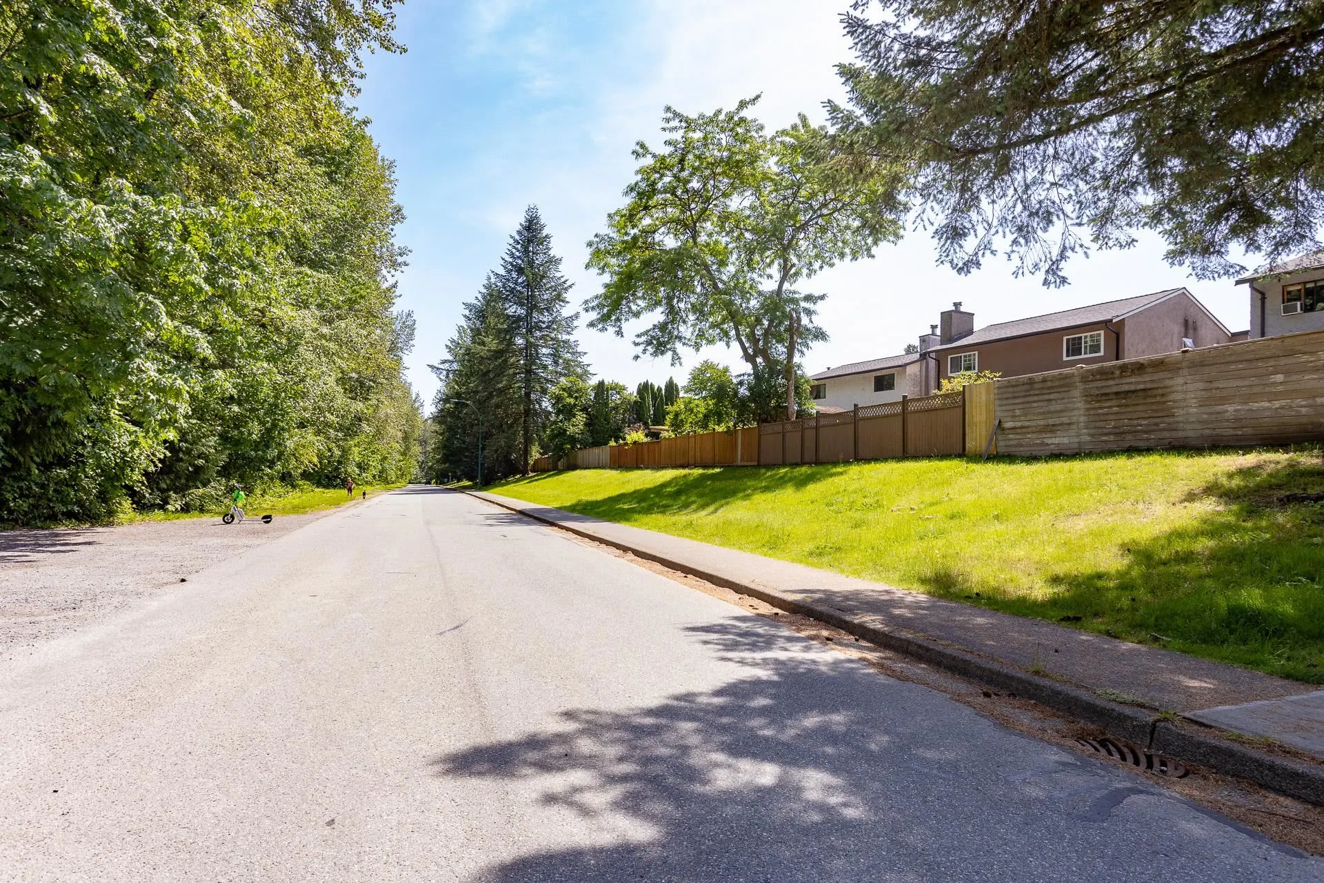 1177 Esperanza Drive