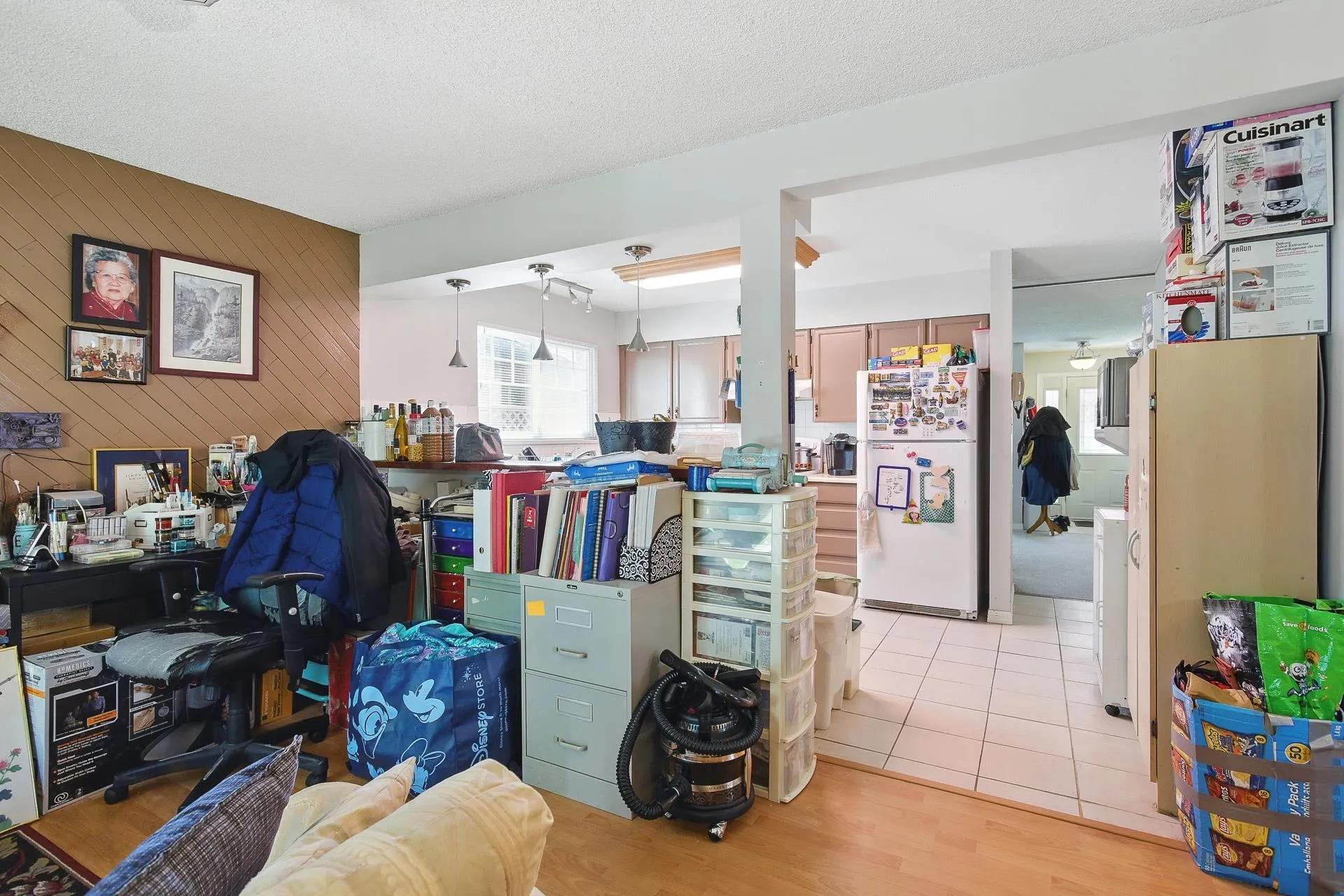 1177 Esperanza Drive