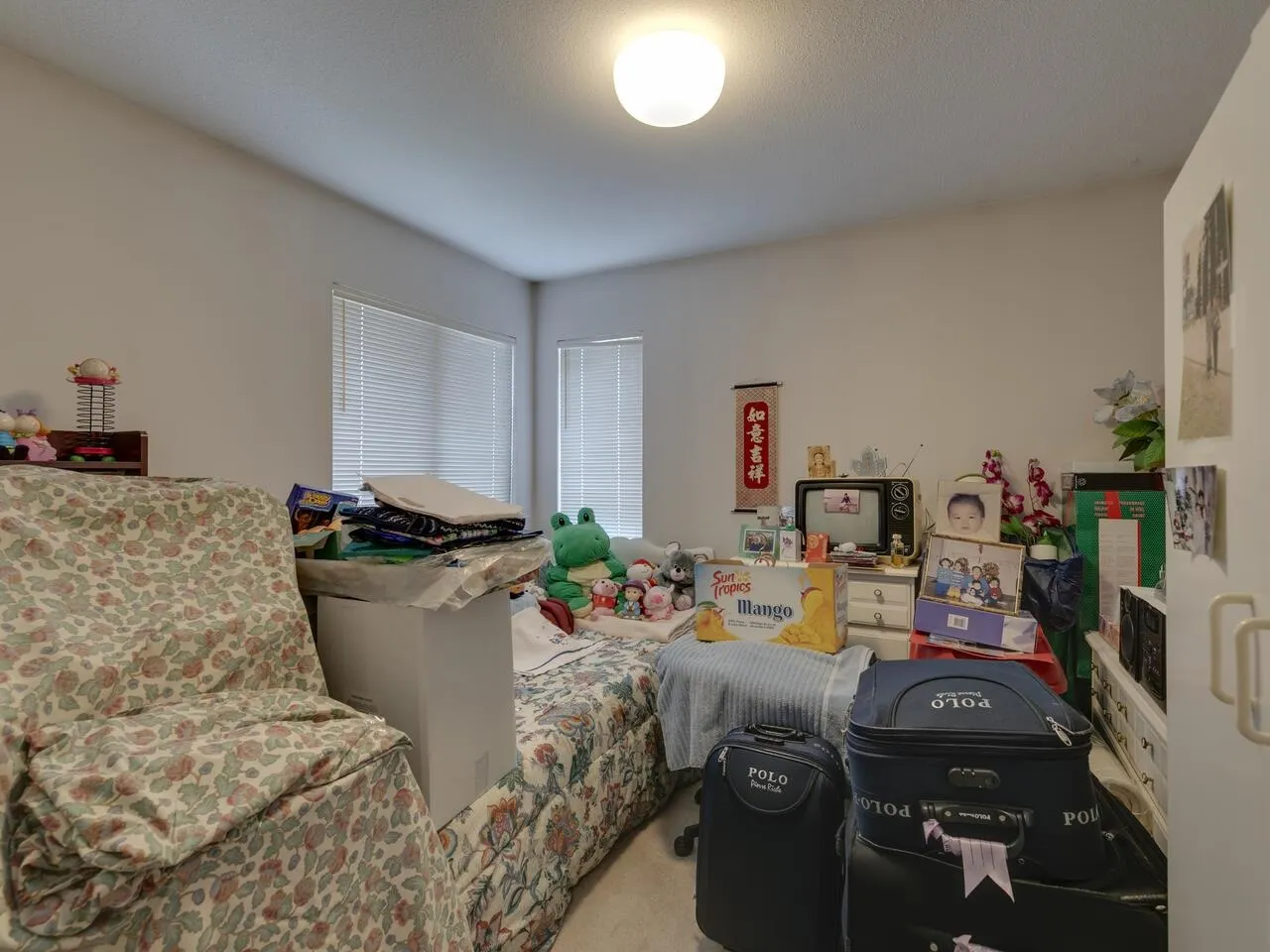 8 10000 Fisher Gate