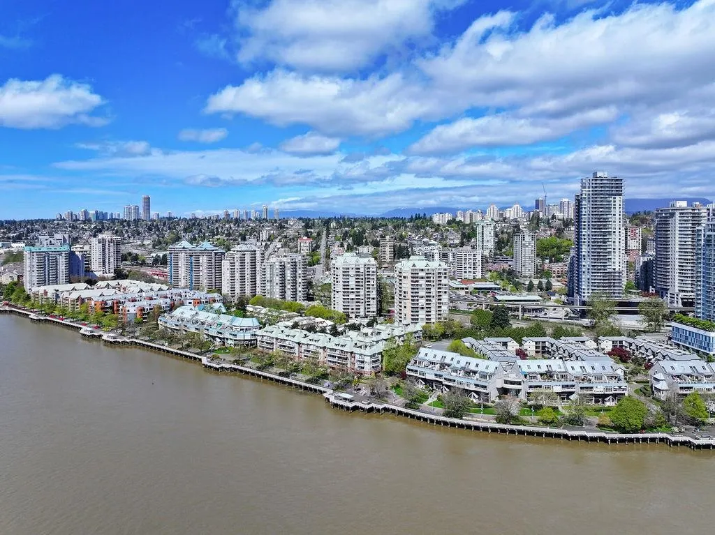 502 1065 Quayside Drive