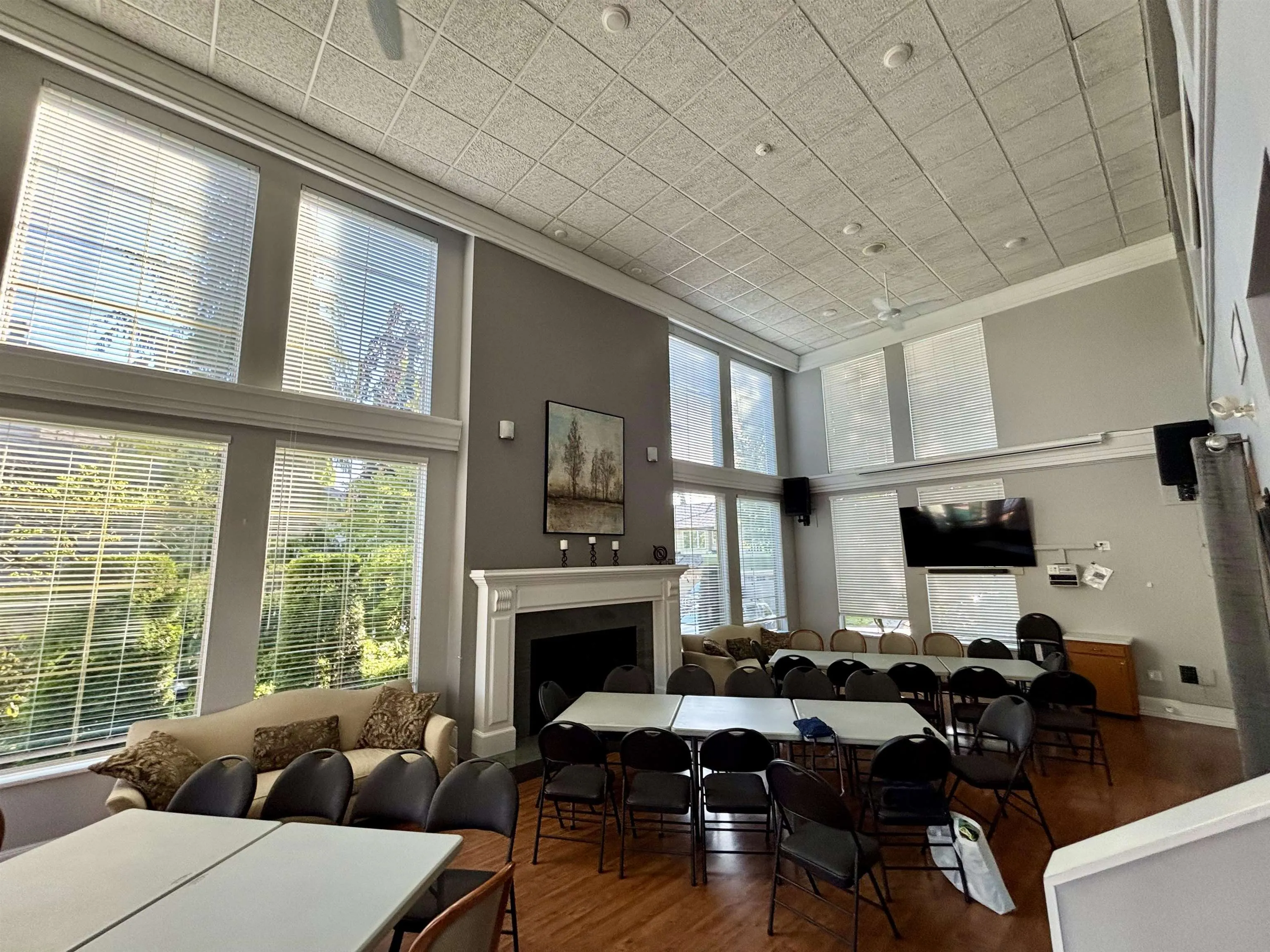 210 13860 70 Avenue