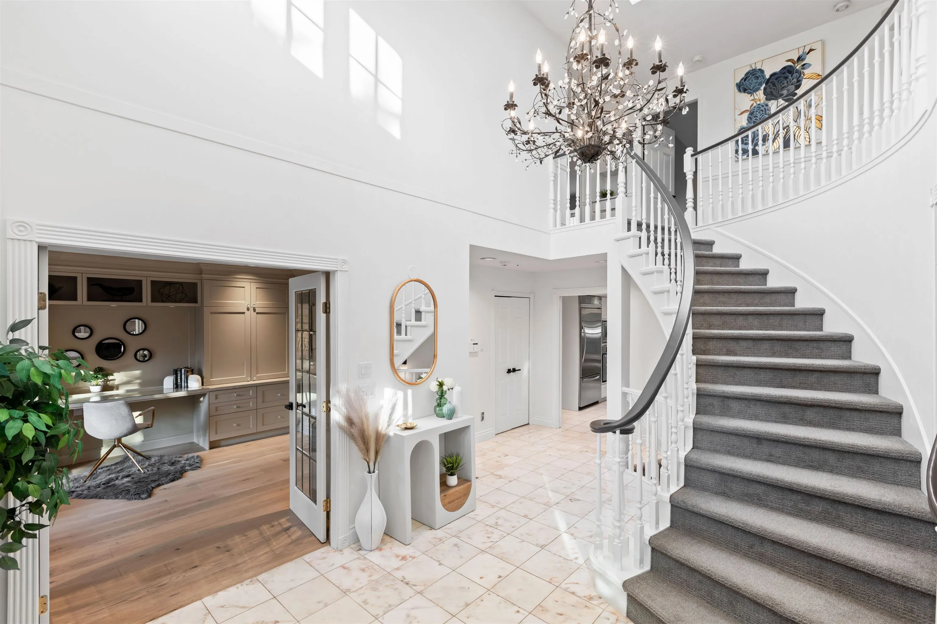 2318 Oliver Crescent