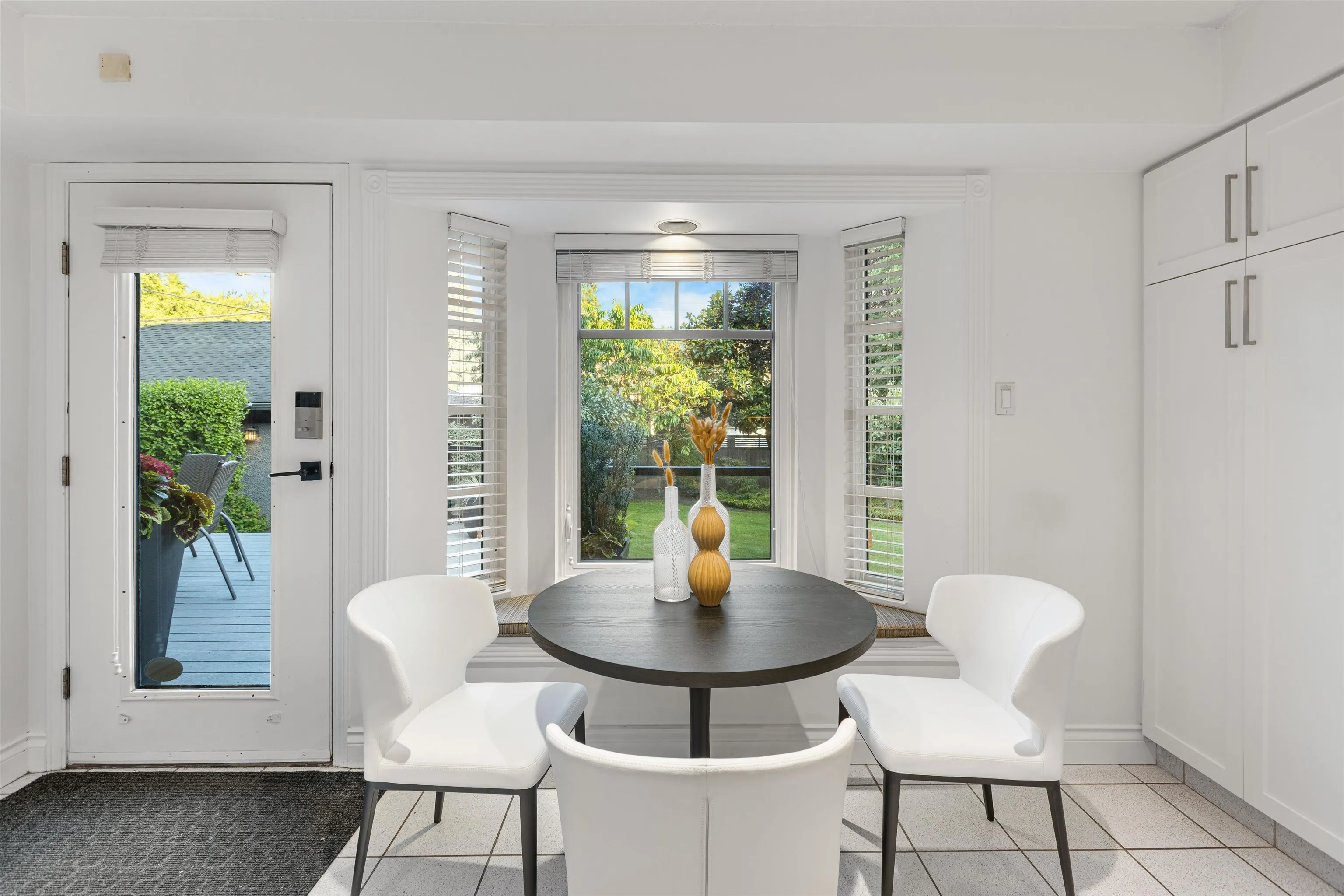 2318 Oliver Crescent