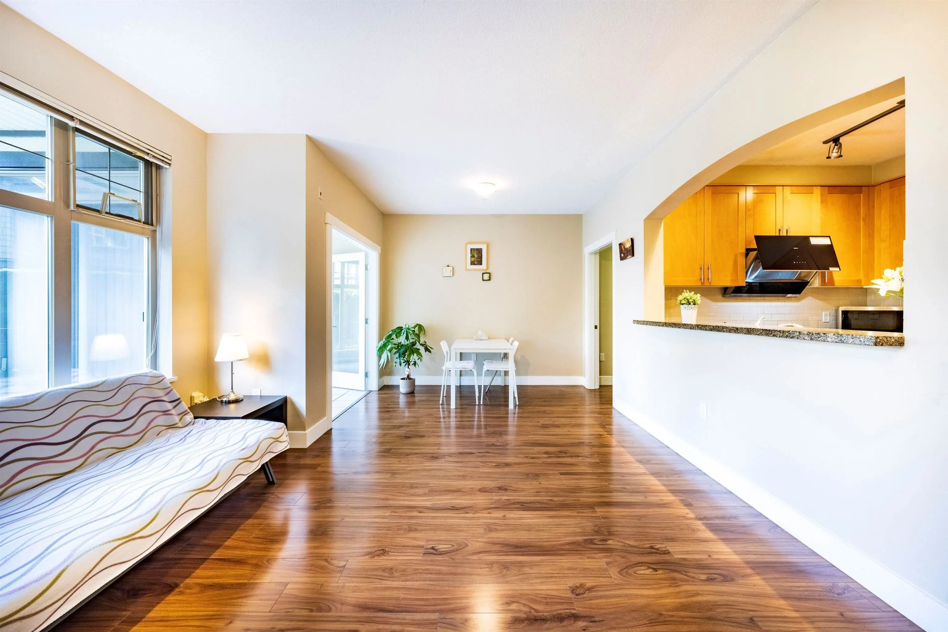 21X 4885 Valley Drive