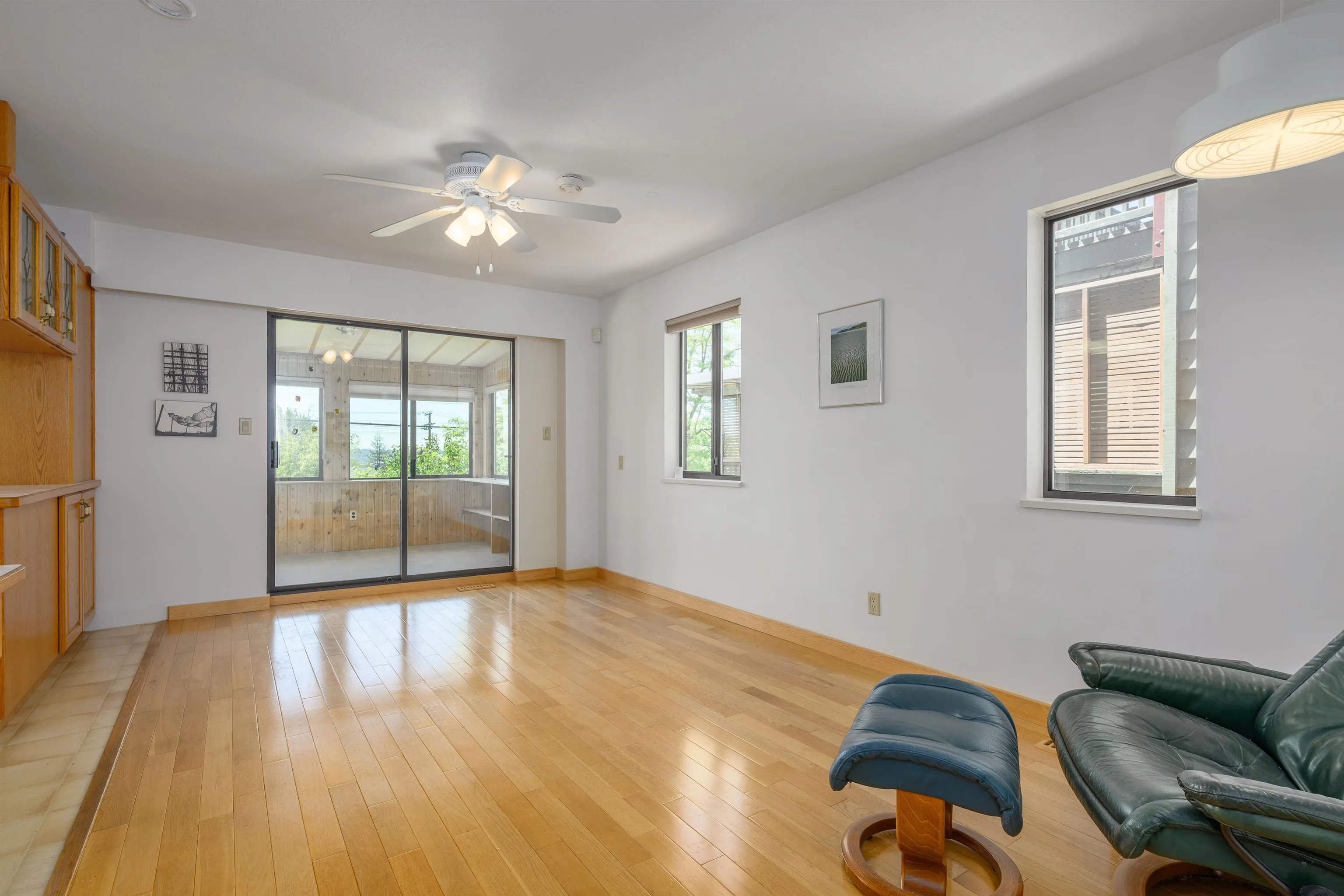 513 E 5th Street