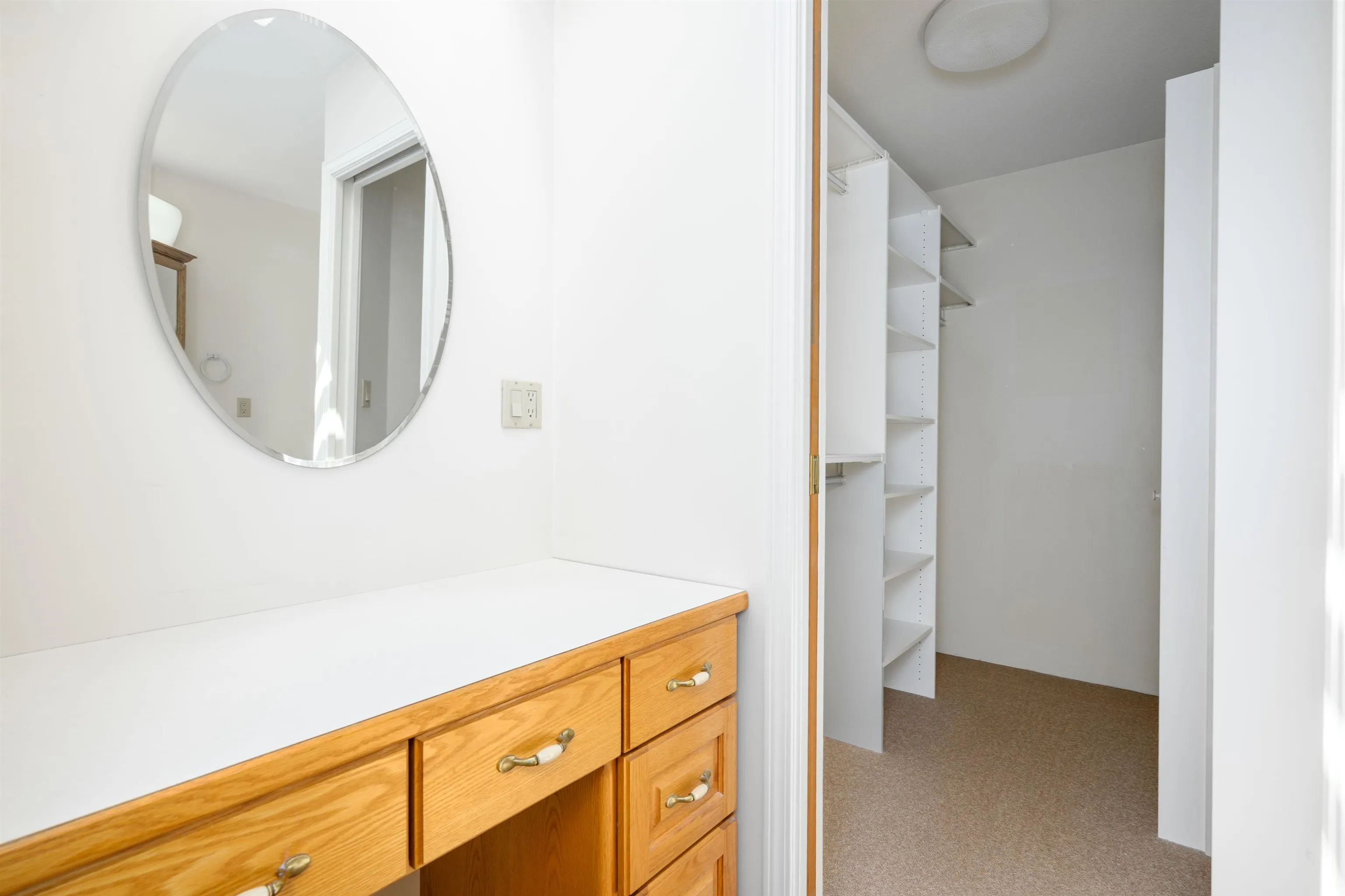 513 E 5th Street