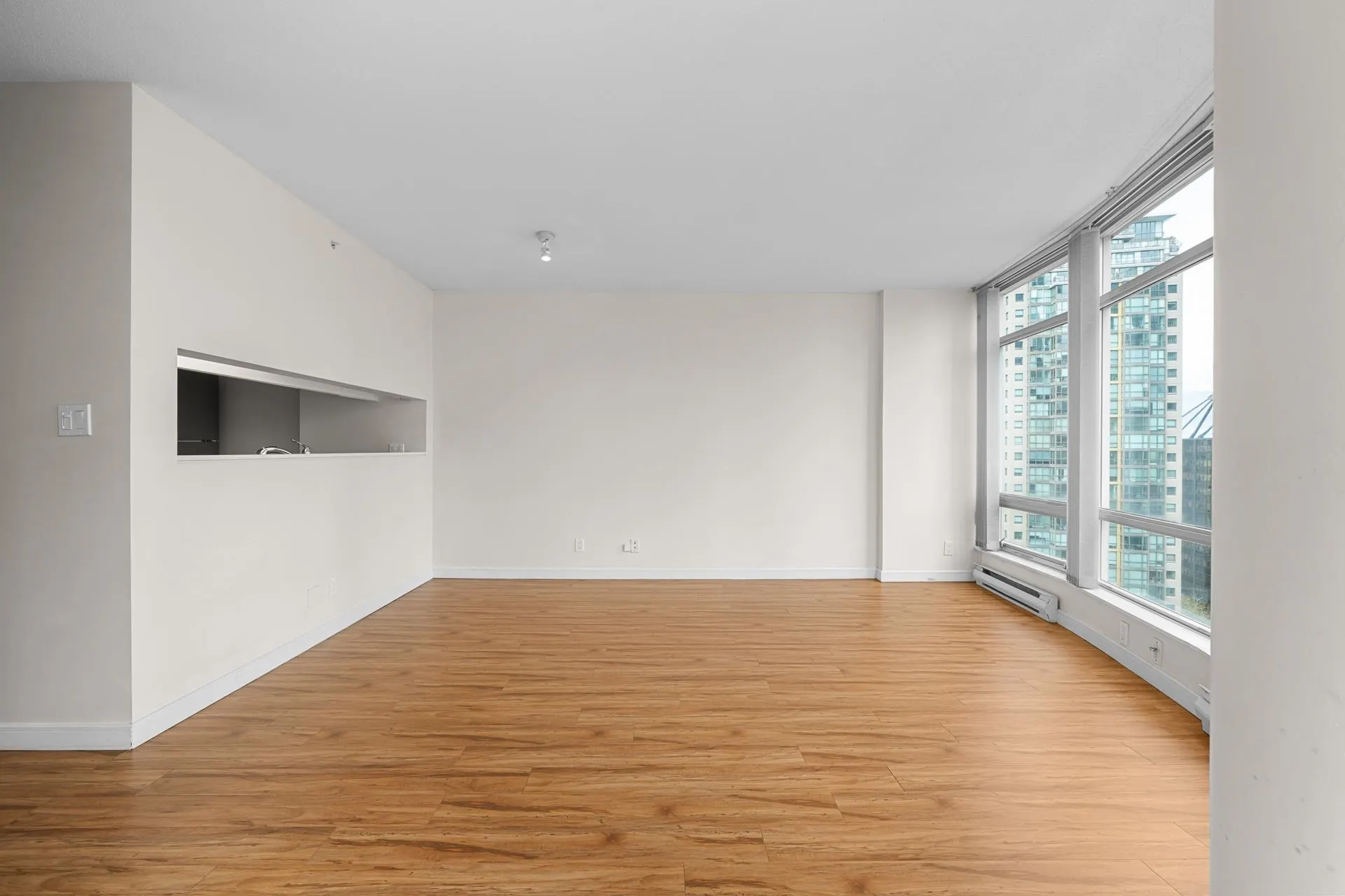 1406 1288 Alberni Street