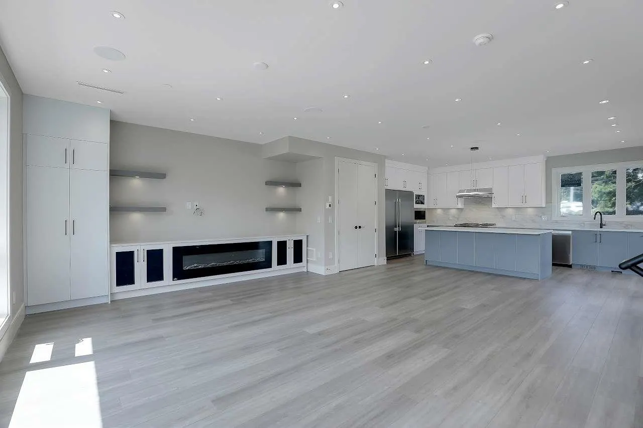 1139 Axen Road