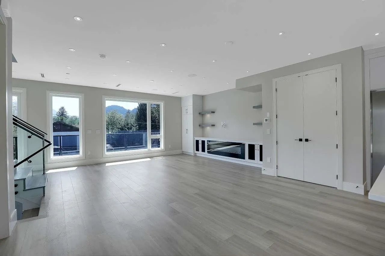 1139 Axen Road