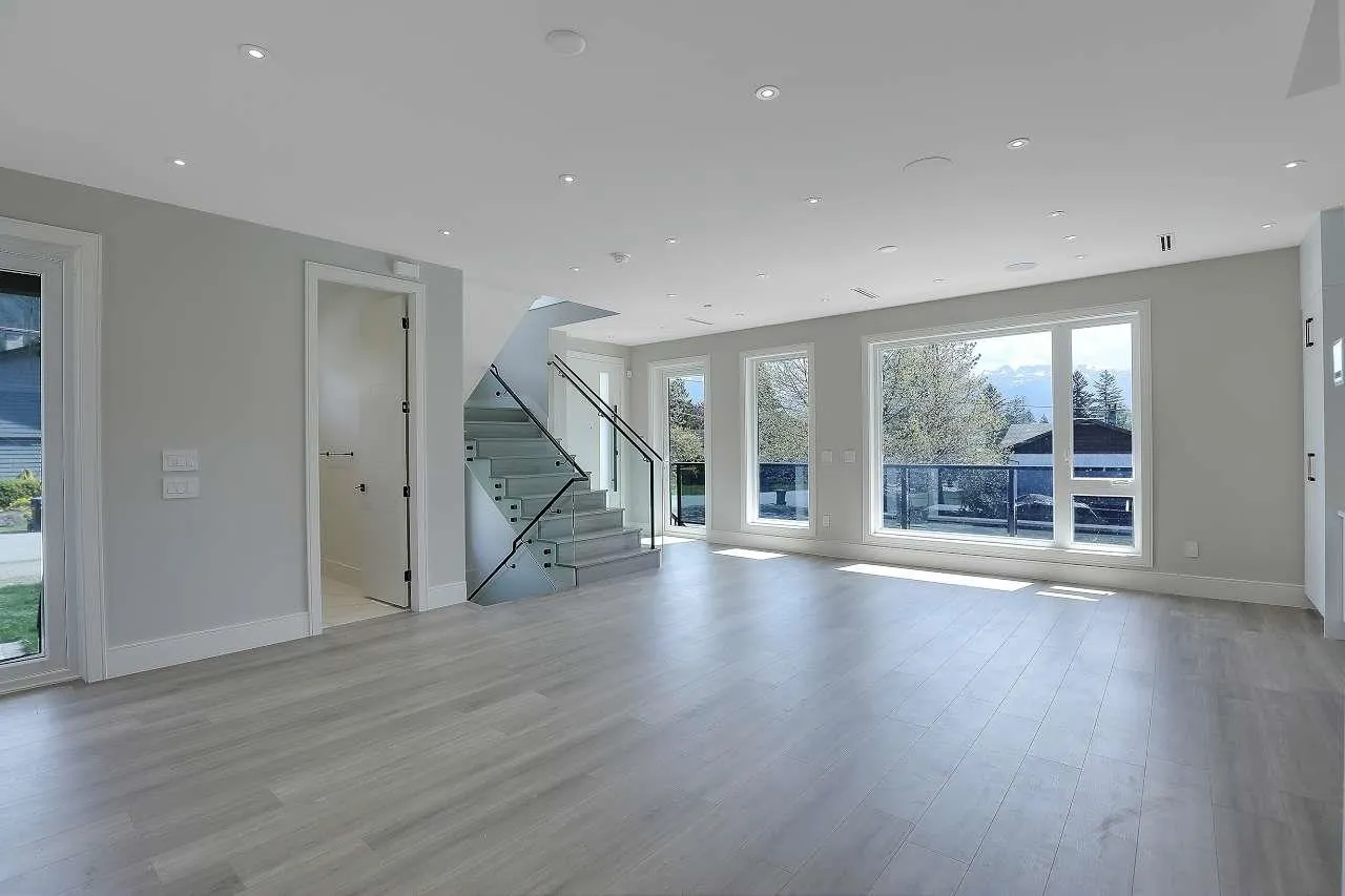 1139 Axen Road