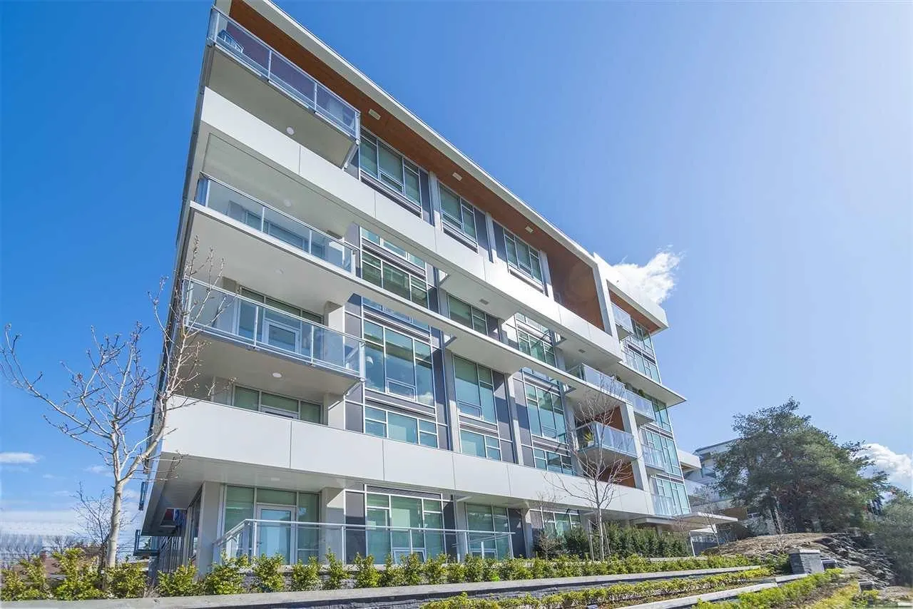 101 4988 Cambie Street