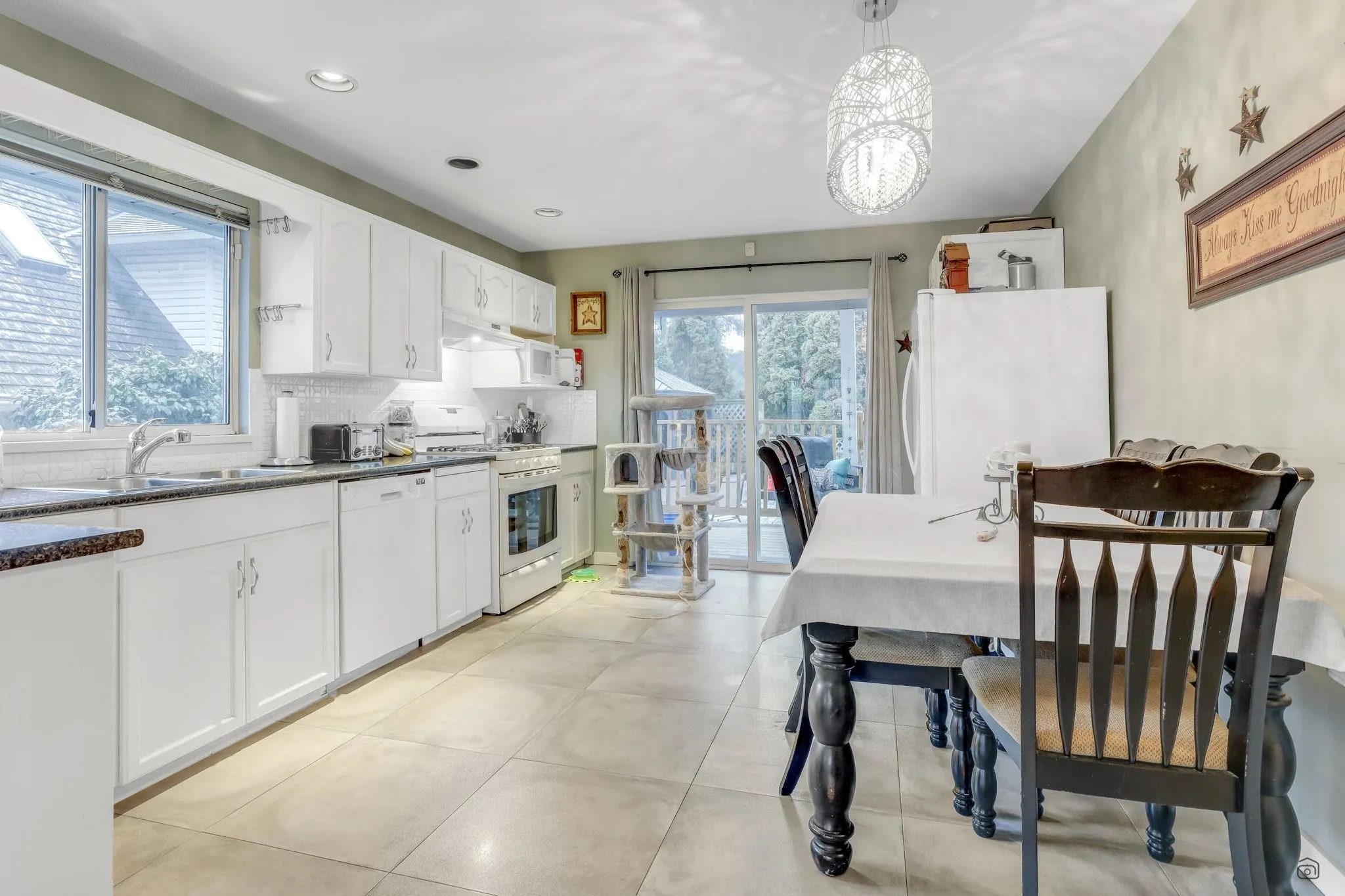 19020 60a Avenue