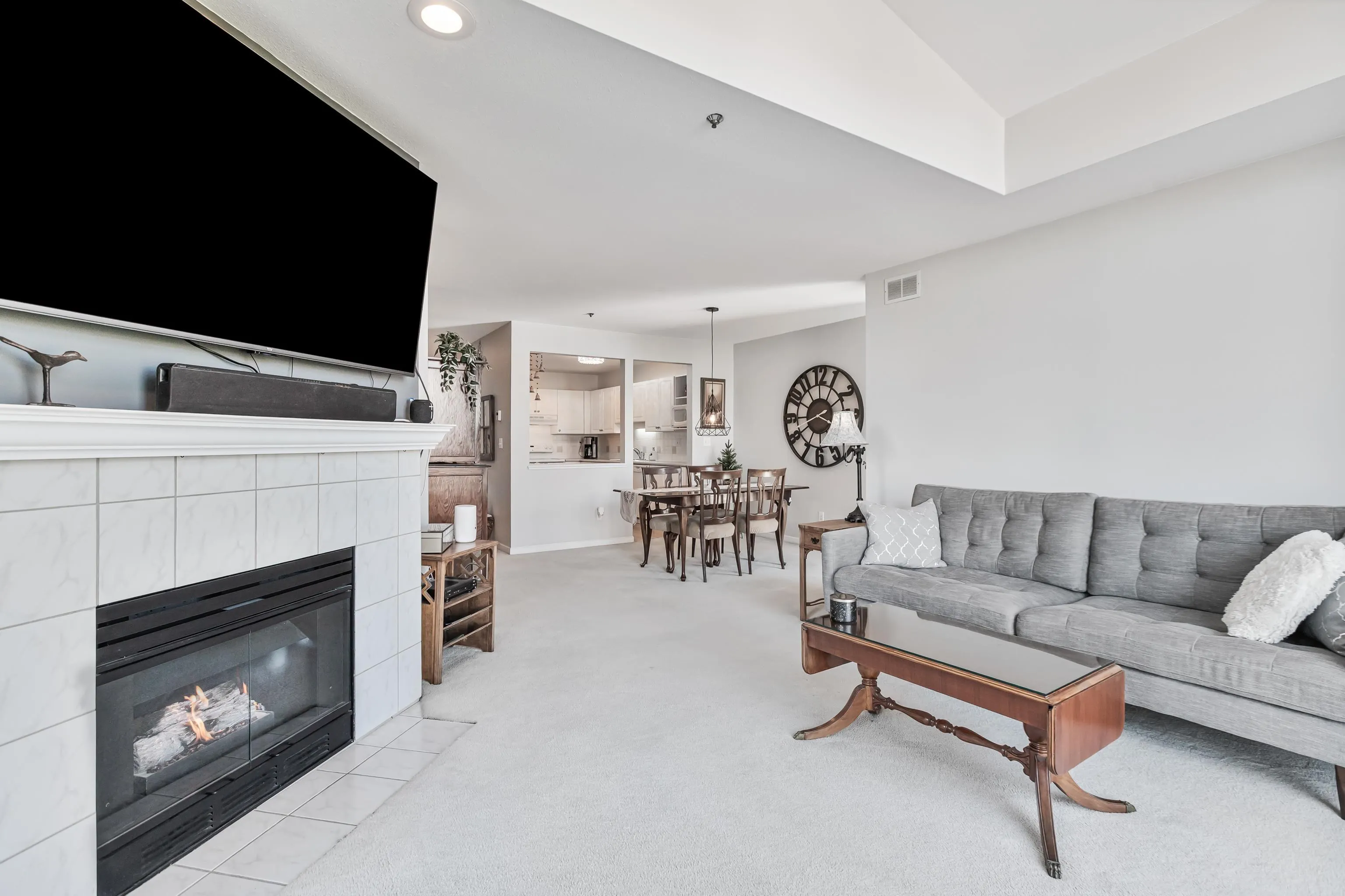 308 19121 Ford Road