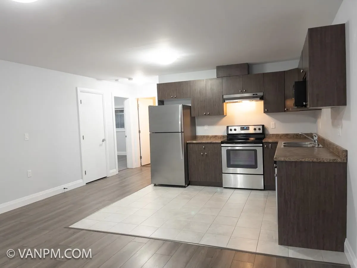Basement 3XX Finnigan Street