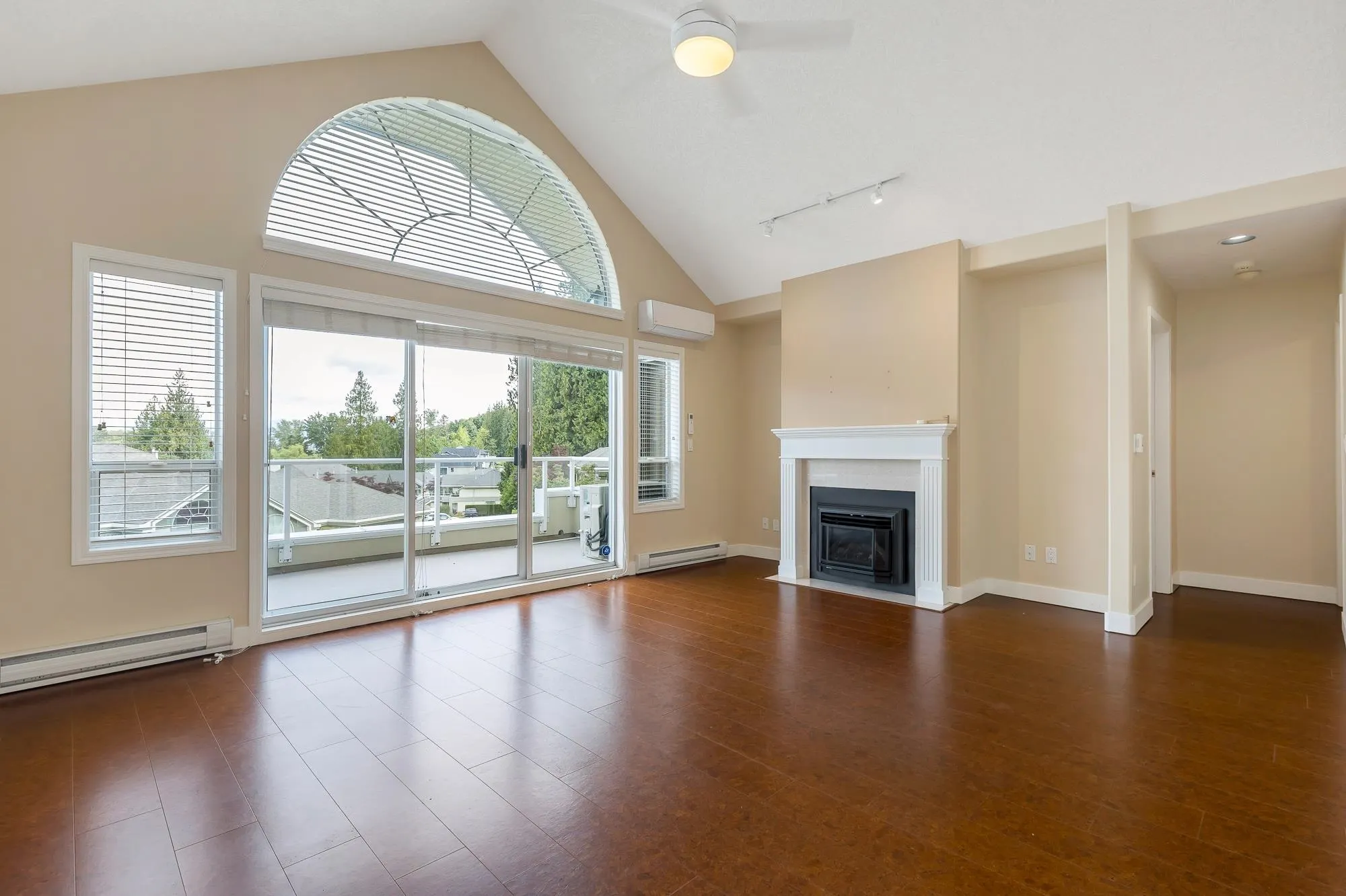 76 4001 Old Clayburn Road