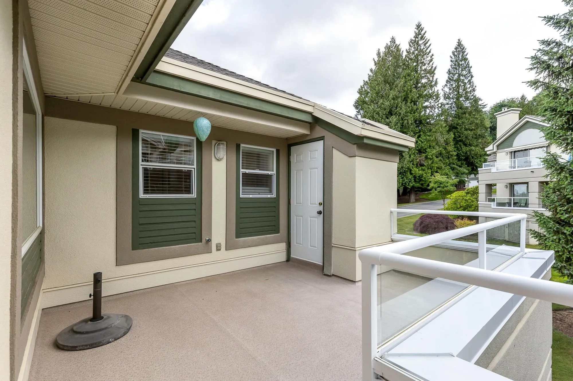 76 4001 Old Clayburn Road