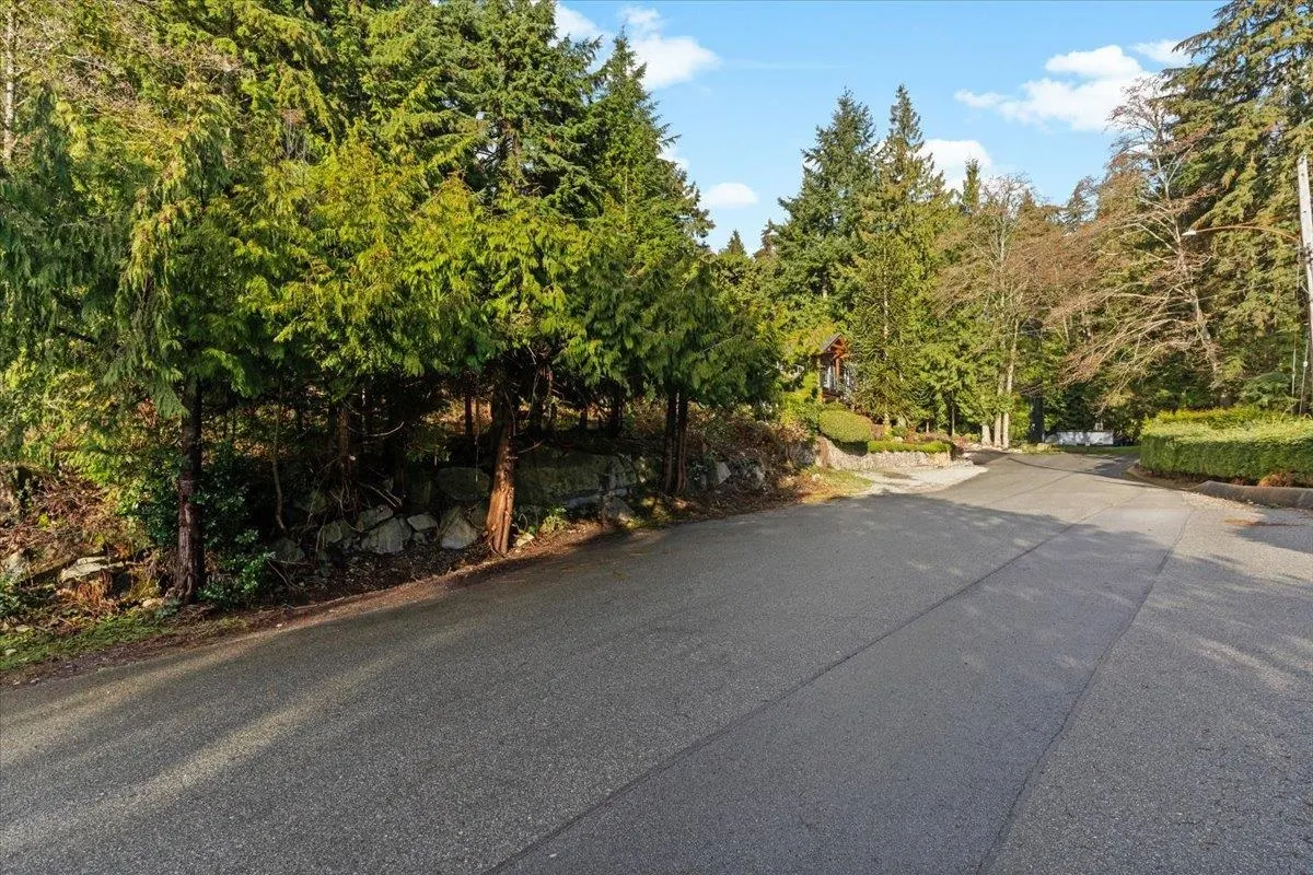 478 Craigmohr Drive