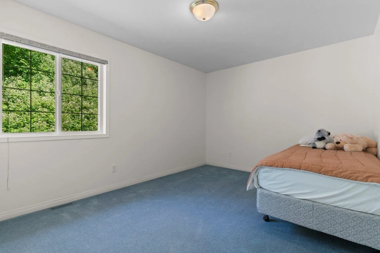 36477 Country Place