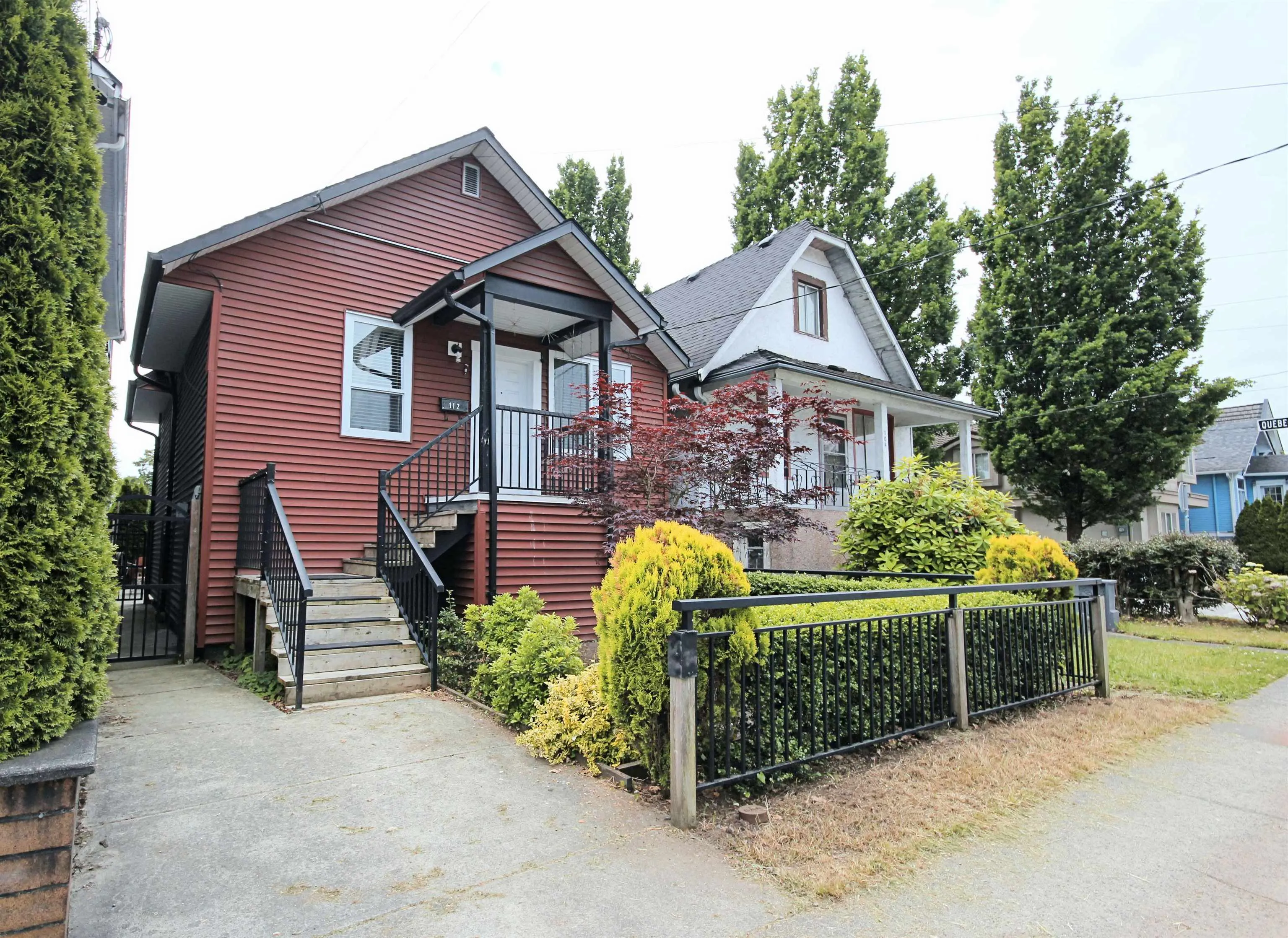 112 E King Edward Avenue