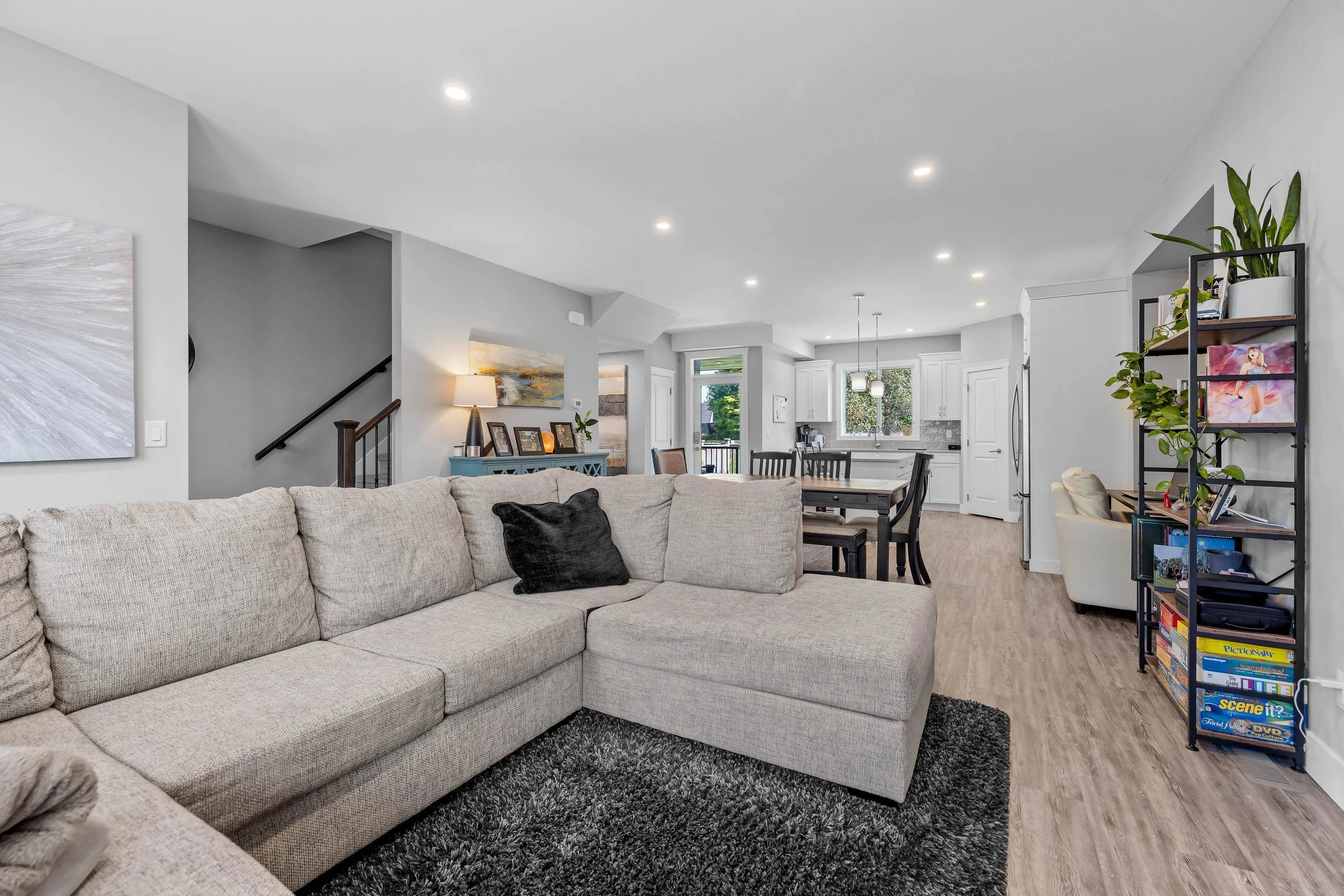 26 4295 Old Clayburn Road