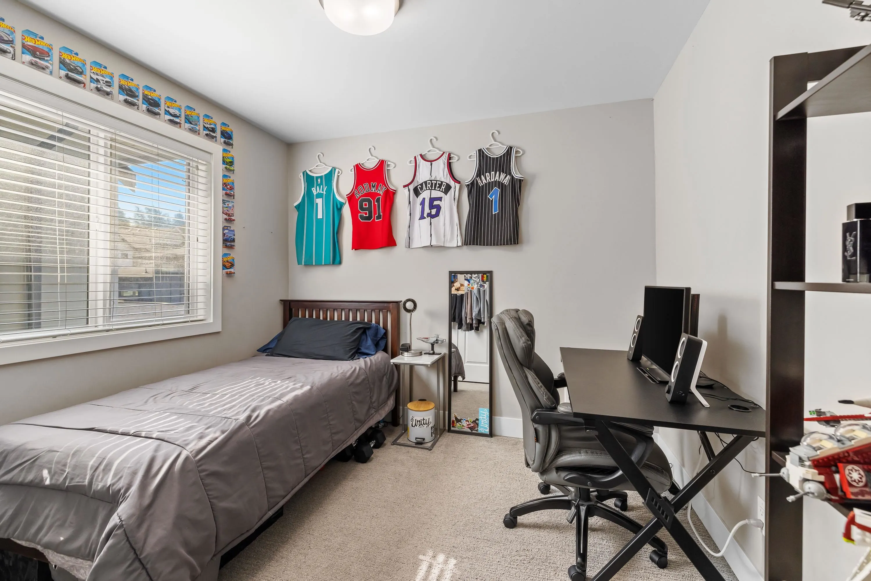 26 4295 Old Clayburn Road