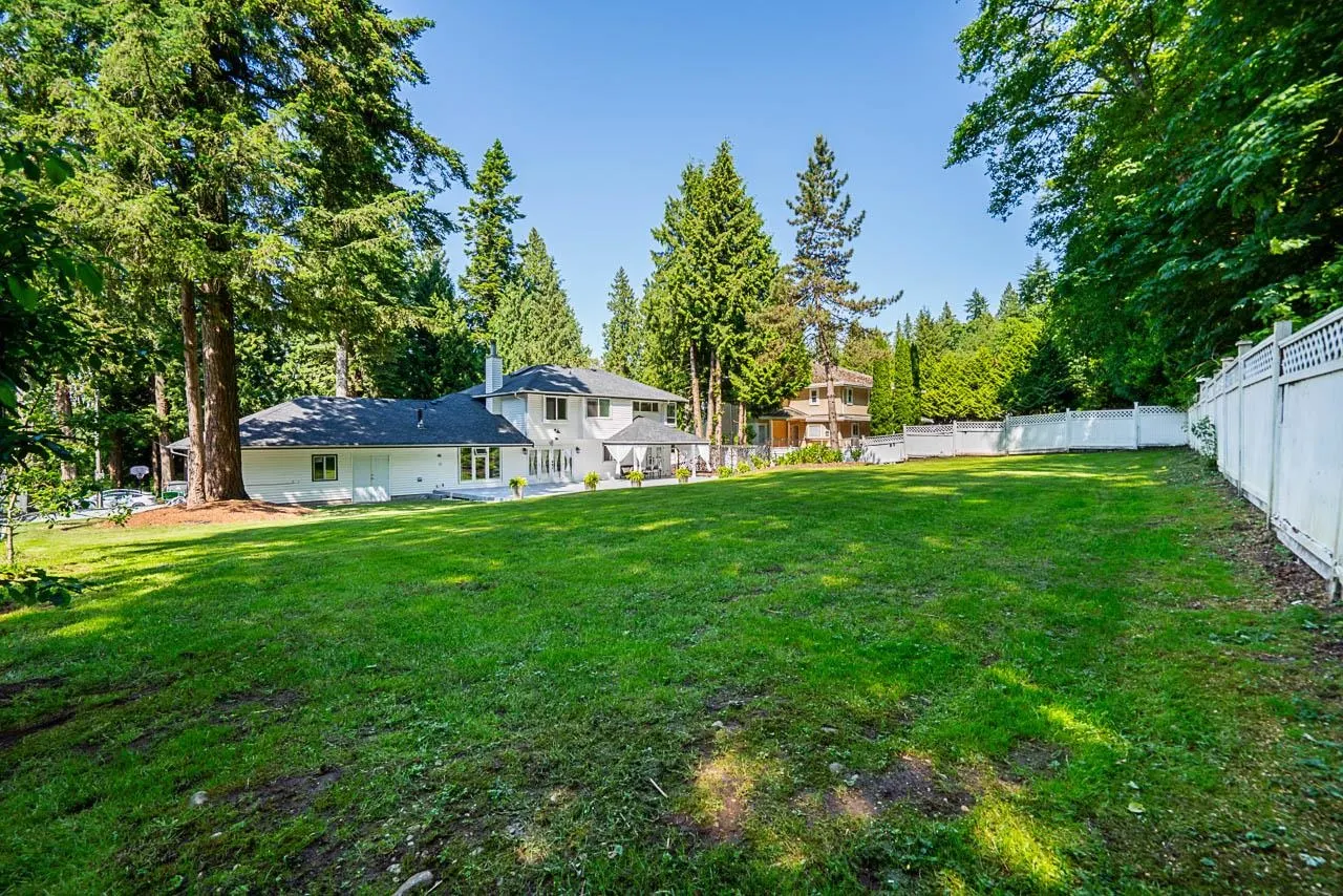 13774 Crescent Road