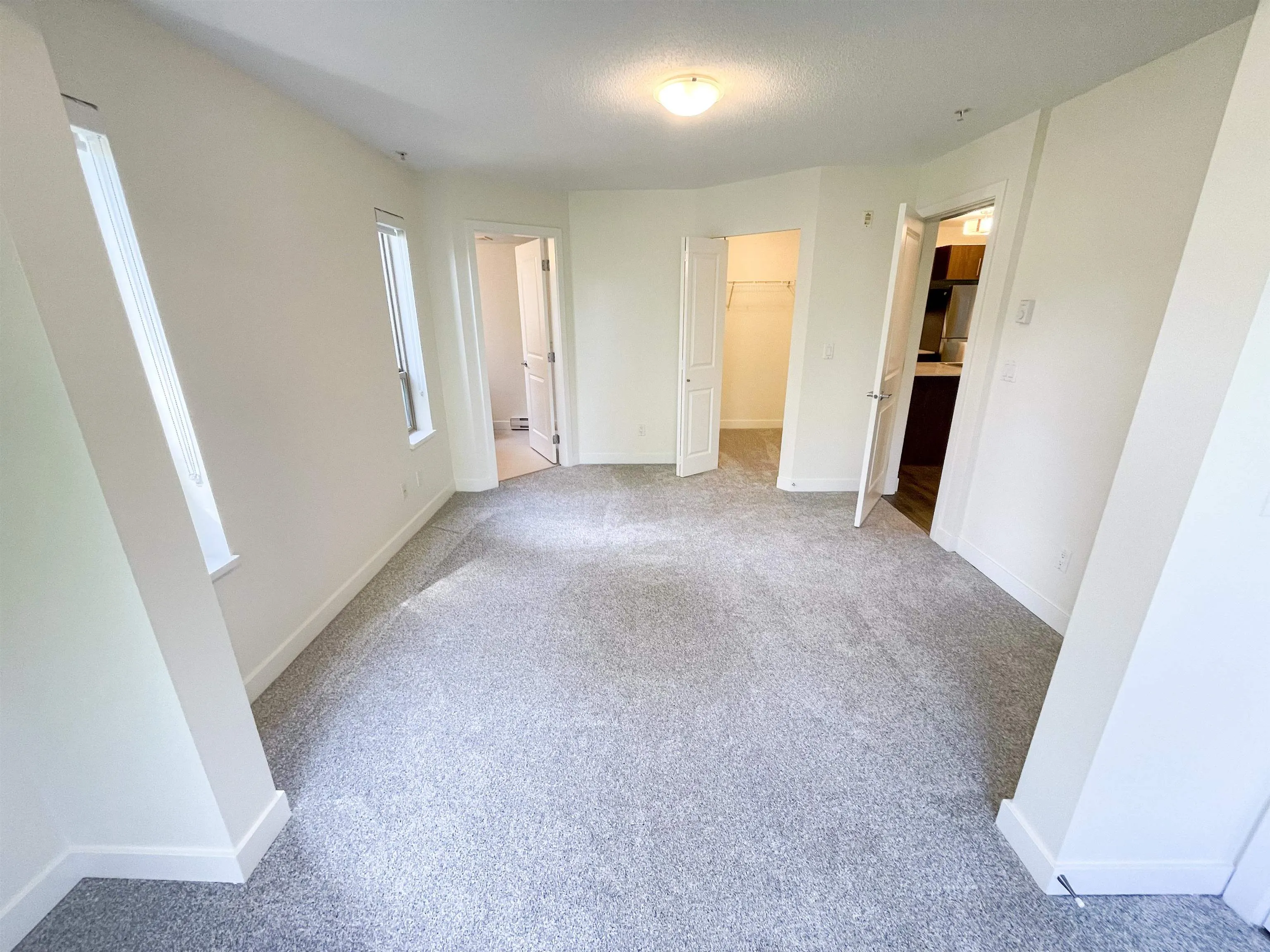 207 8915 202 Street