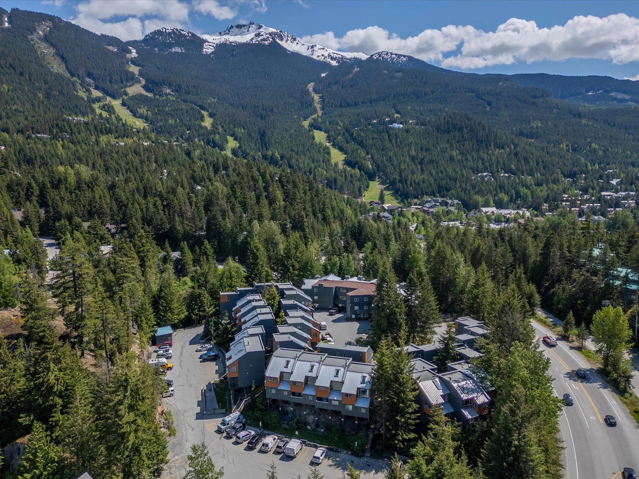 4 2110 Whistler Road