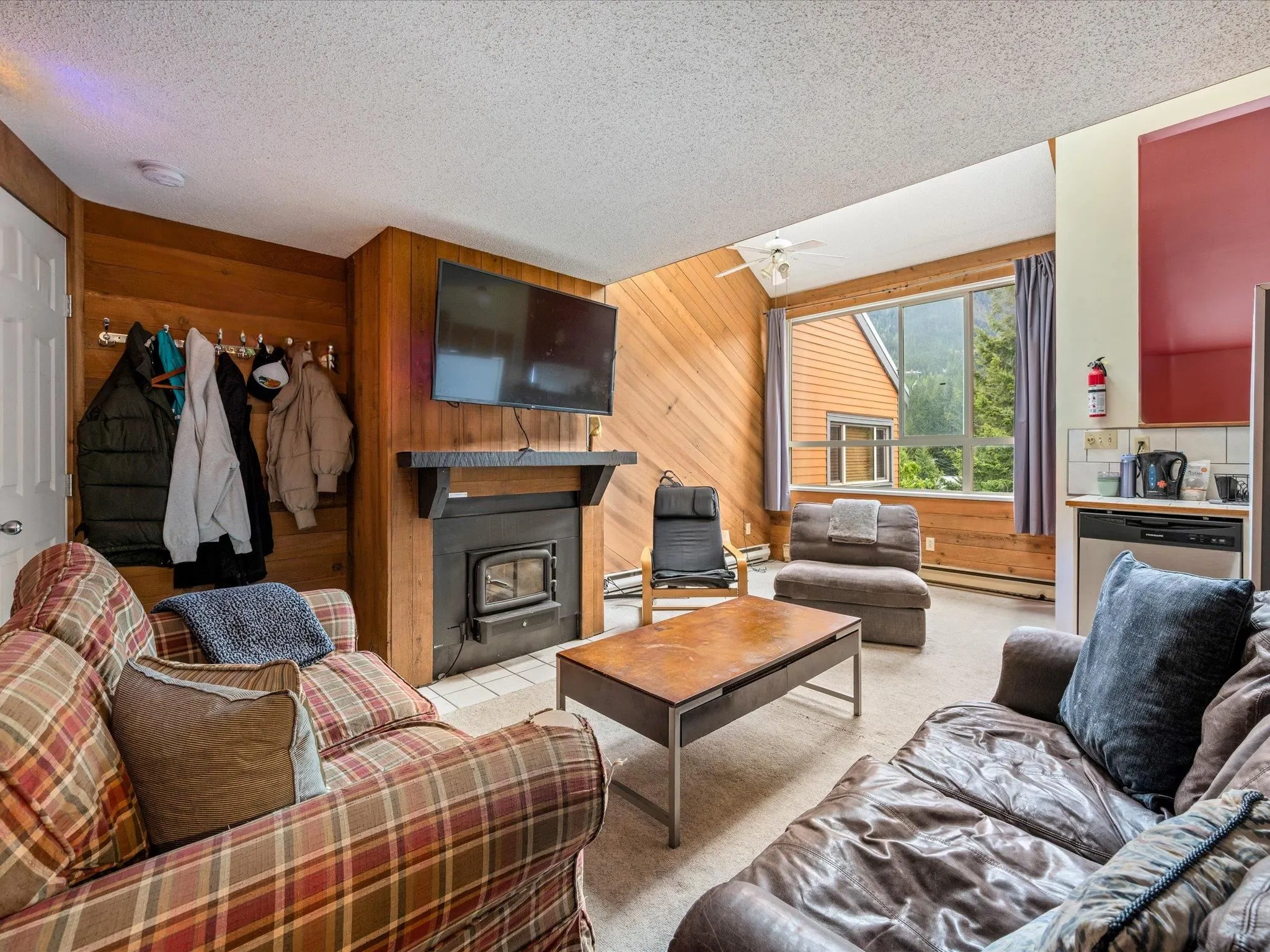 4 2110 Whistler Road