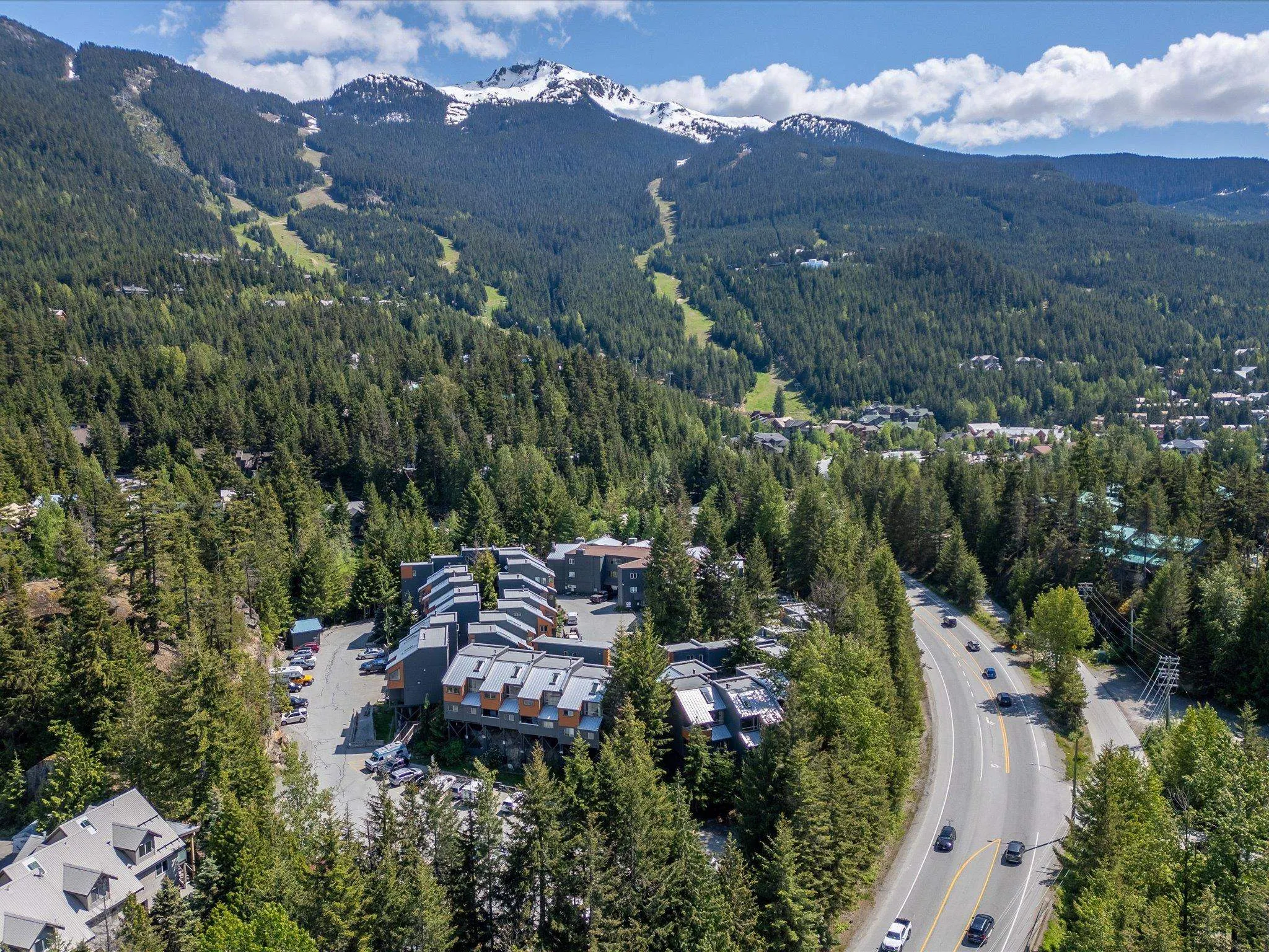 4 2110 Whistler Road