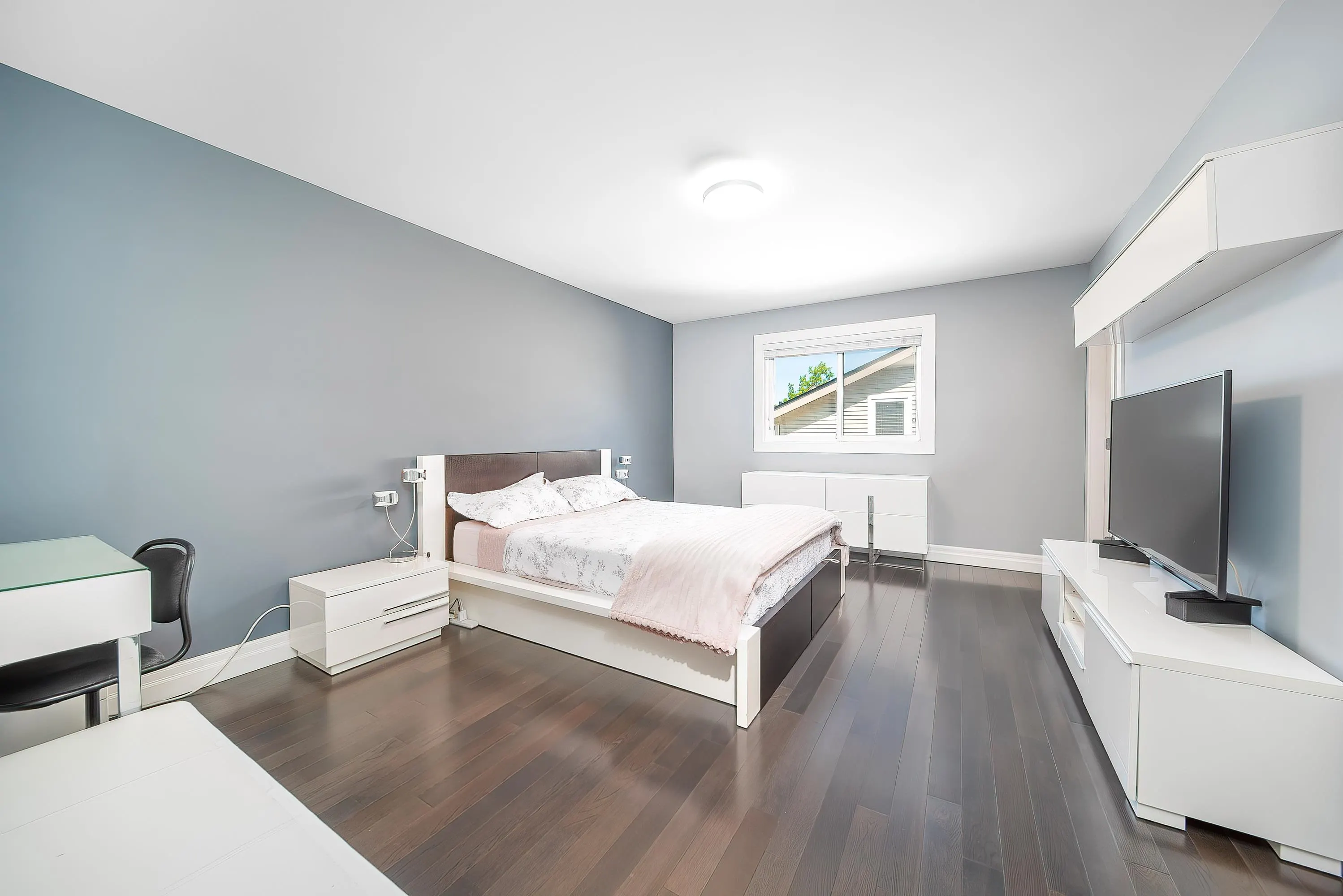 10433 Shepherd Drive