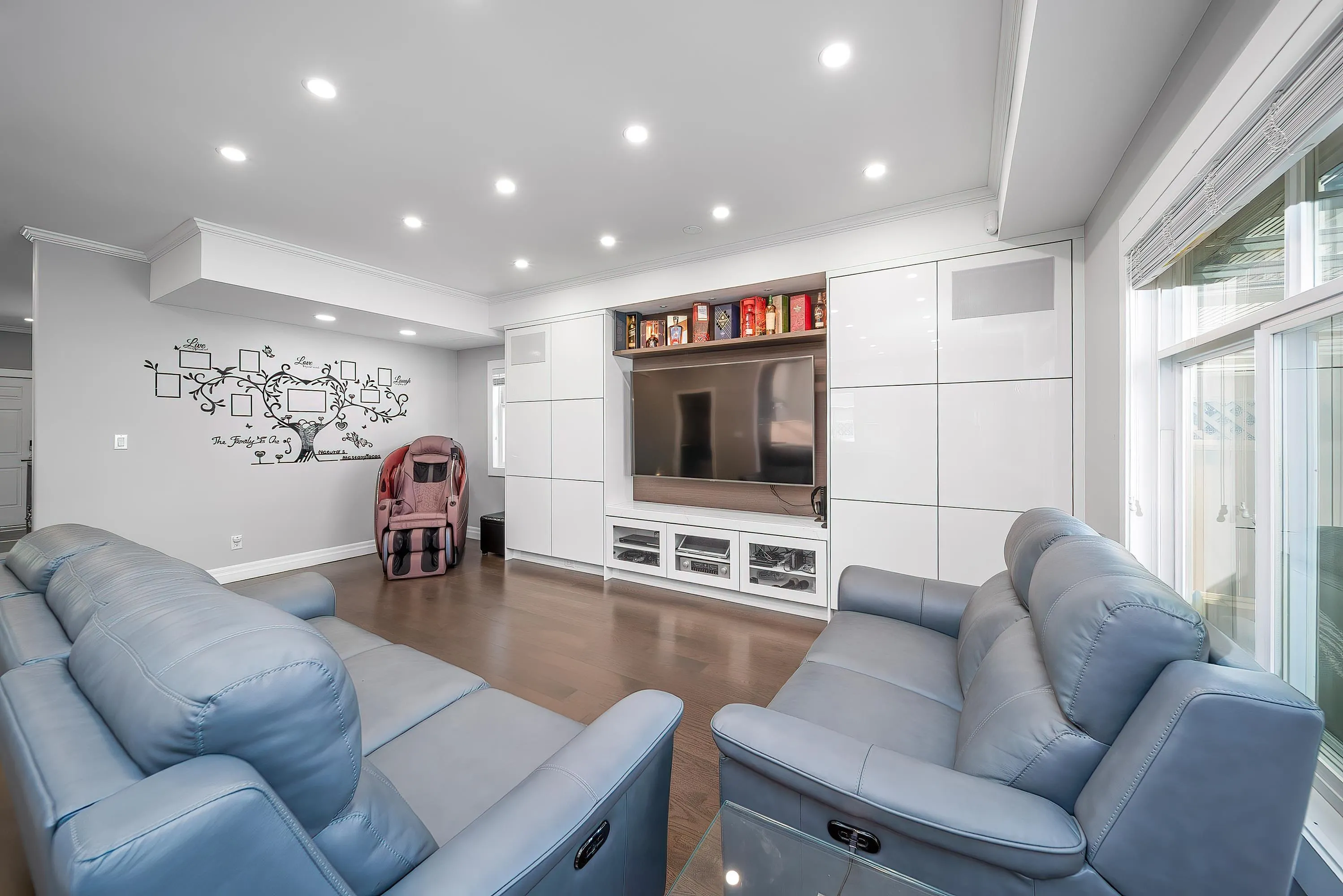 10433 Shepherd Drive