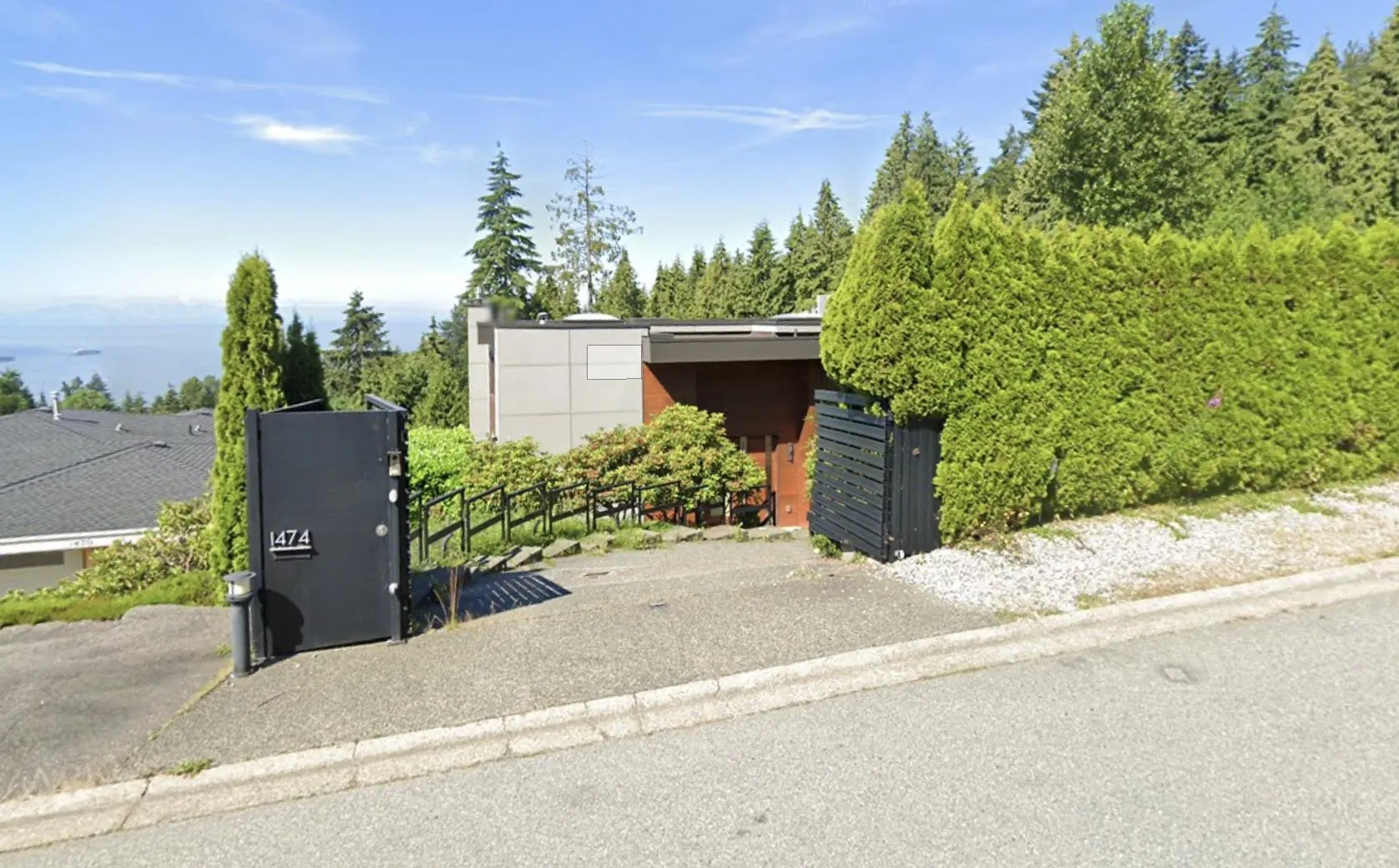 1474 Bramwell Road