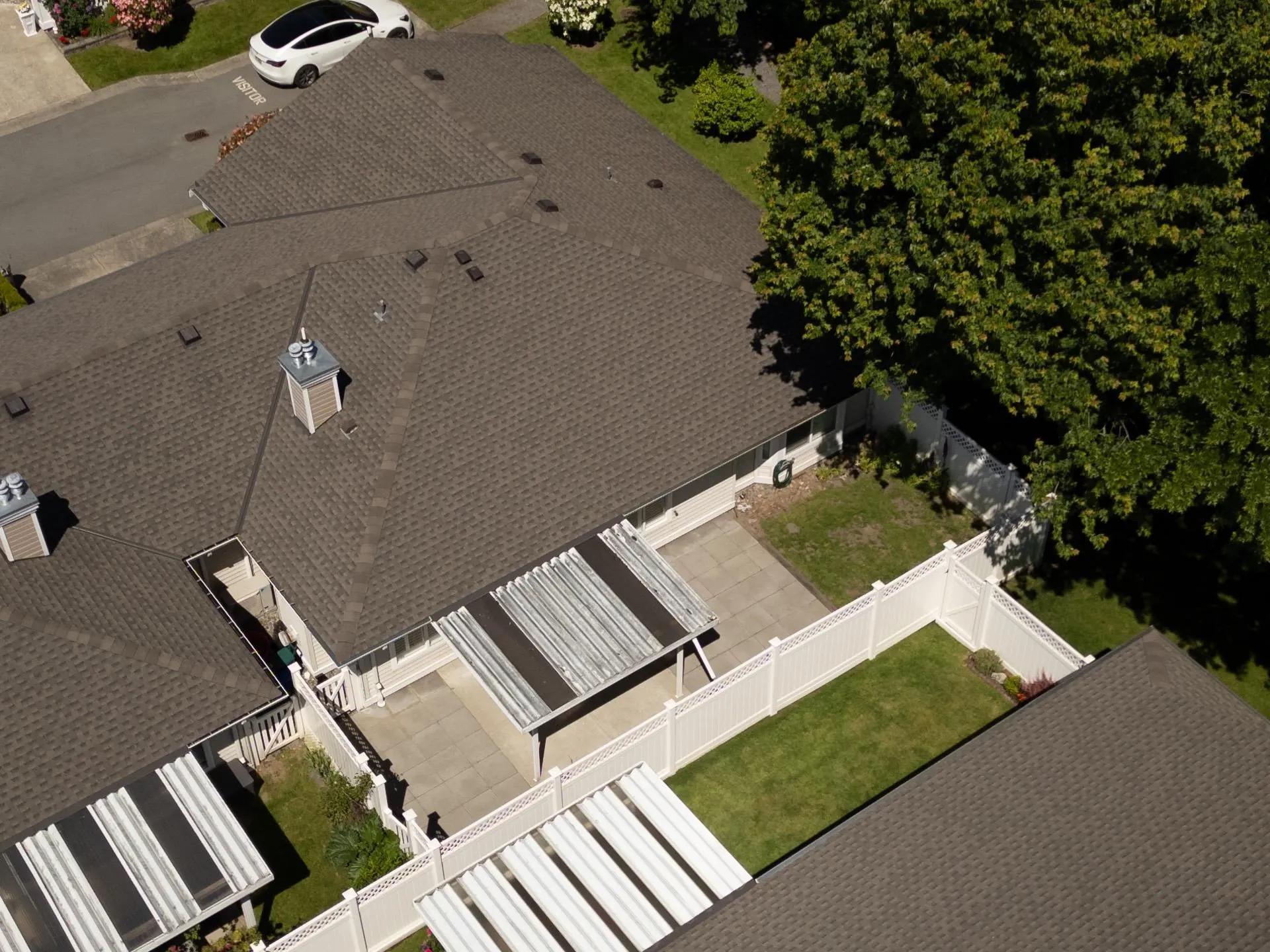 54 6885 184 Street