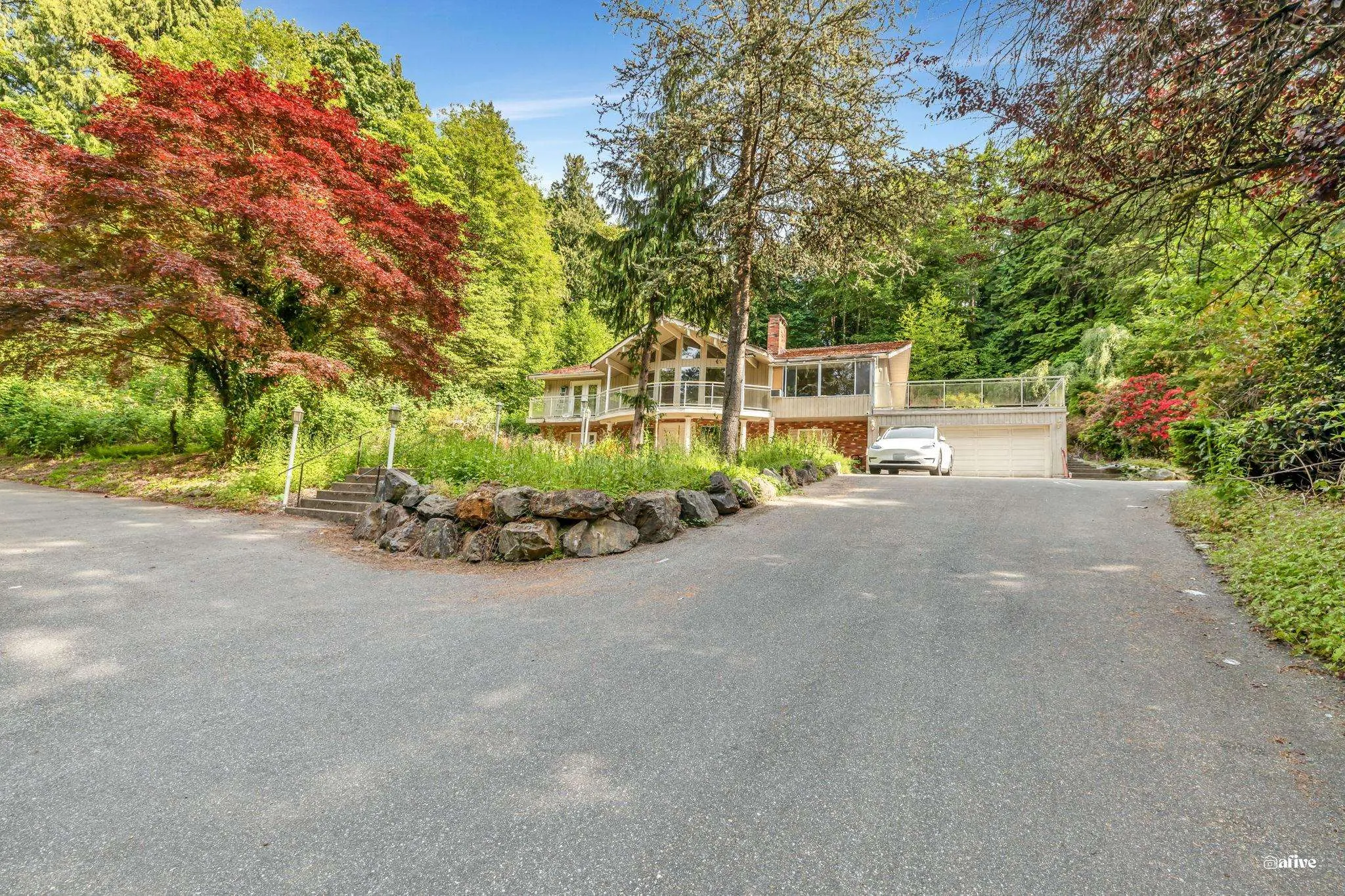 13838 Crescent Road