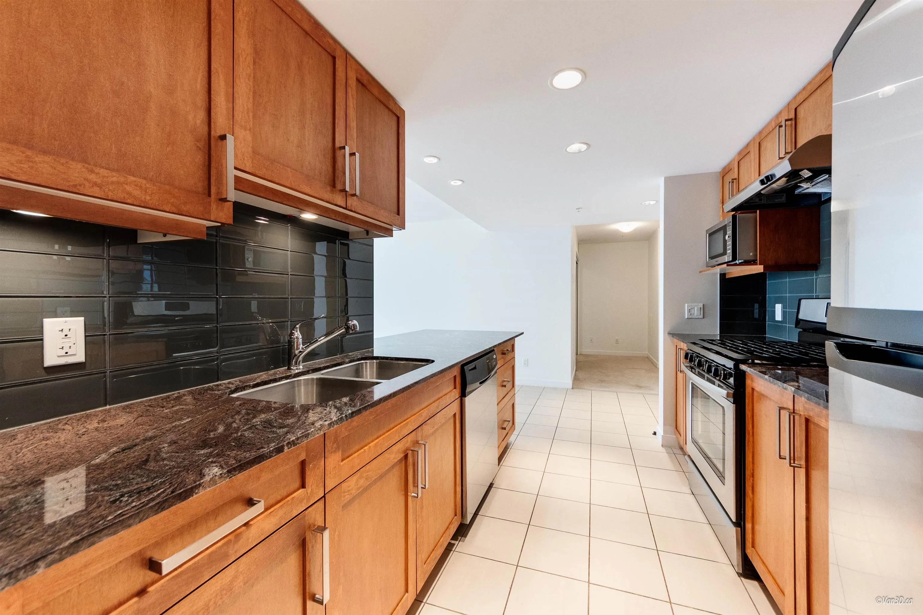 507 1212 Main Street