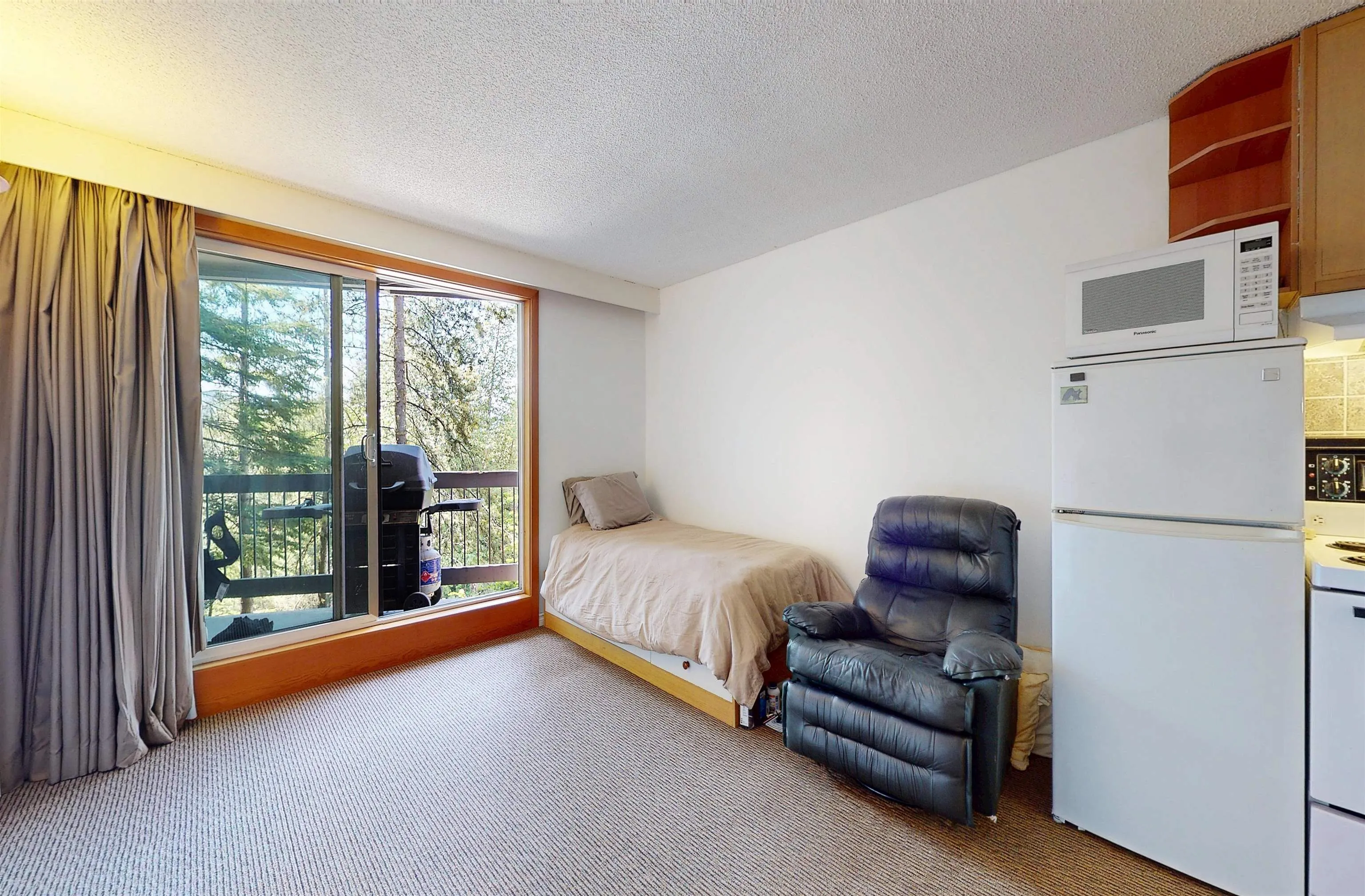 211 2109 Whistler Road