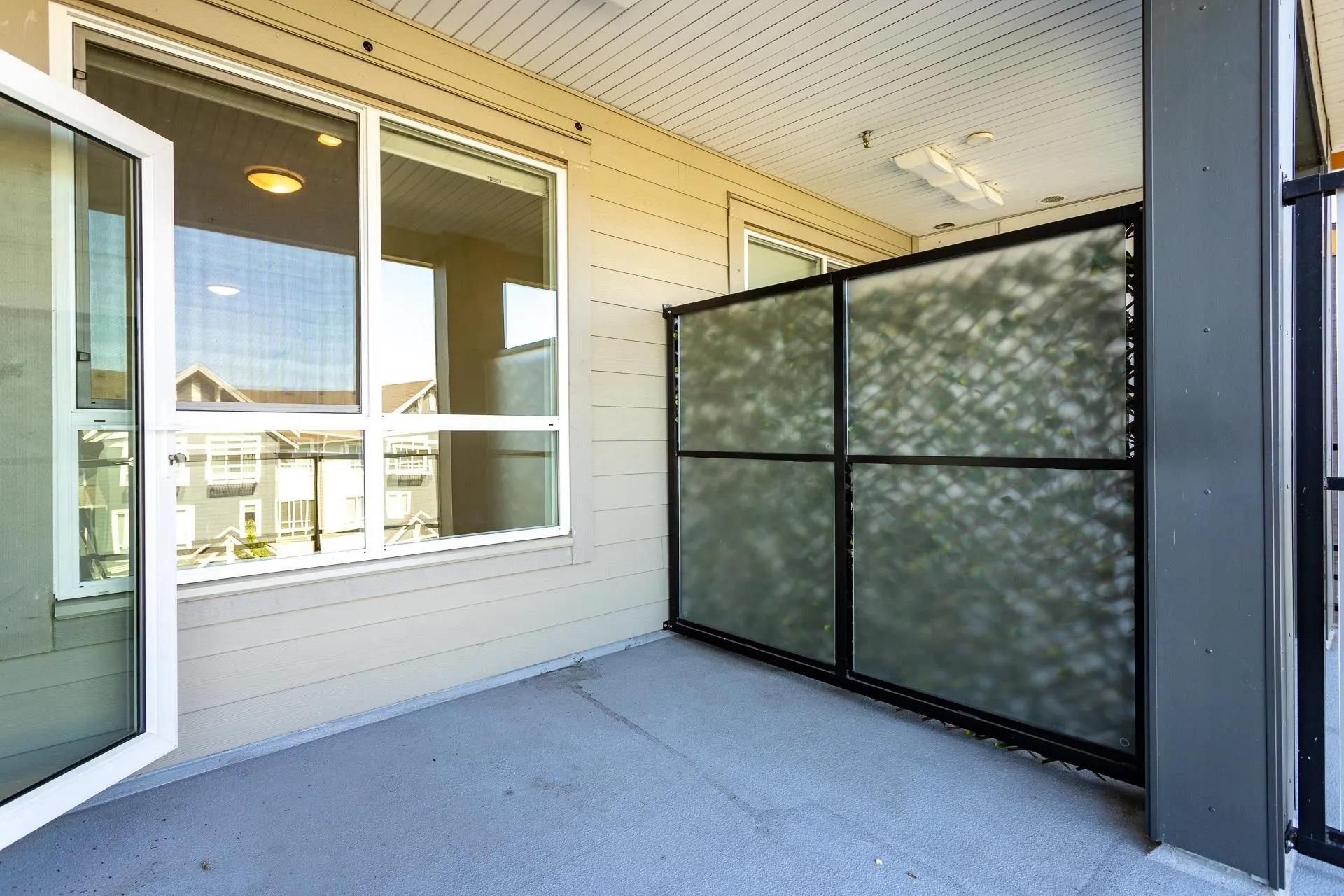 316 1892 Starling Drive
